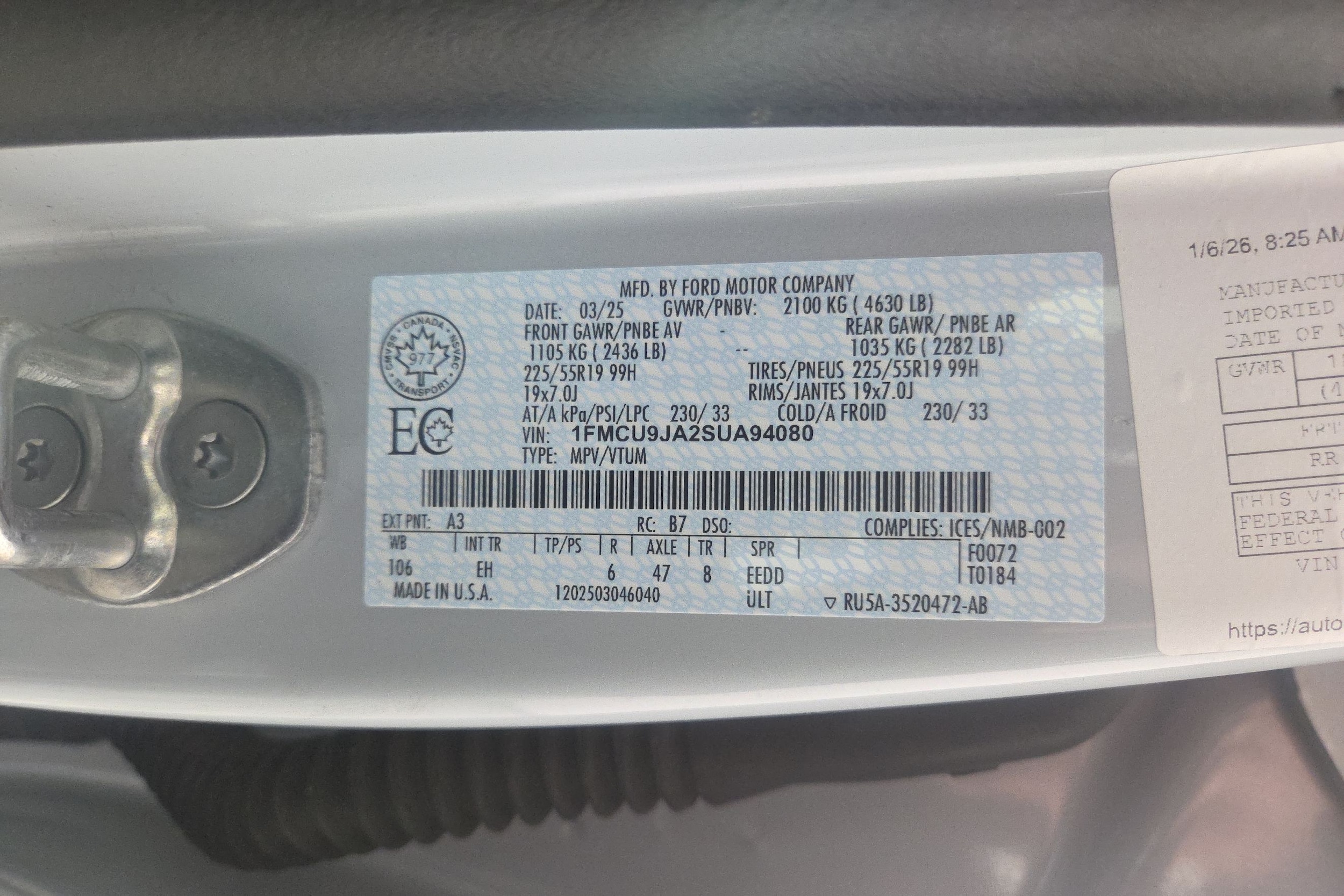 2025 Ford Escape Platinum - Photo 18