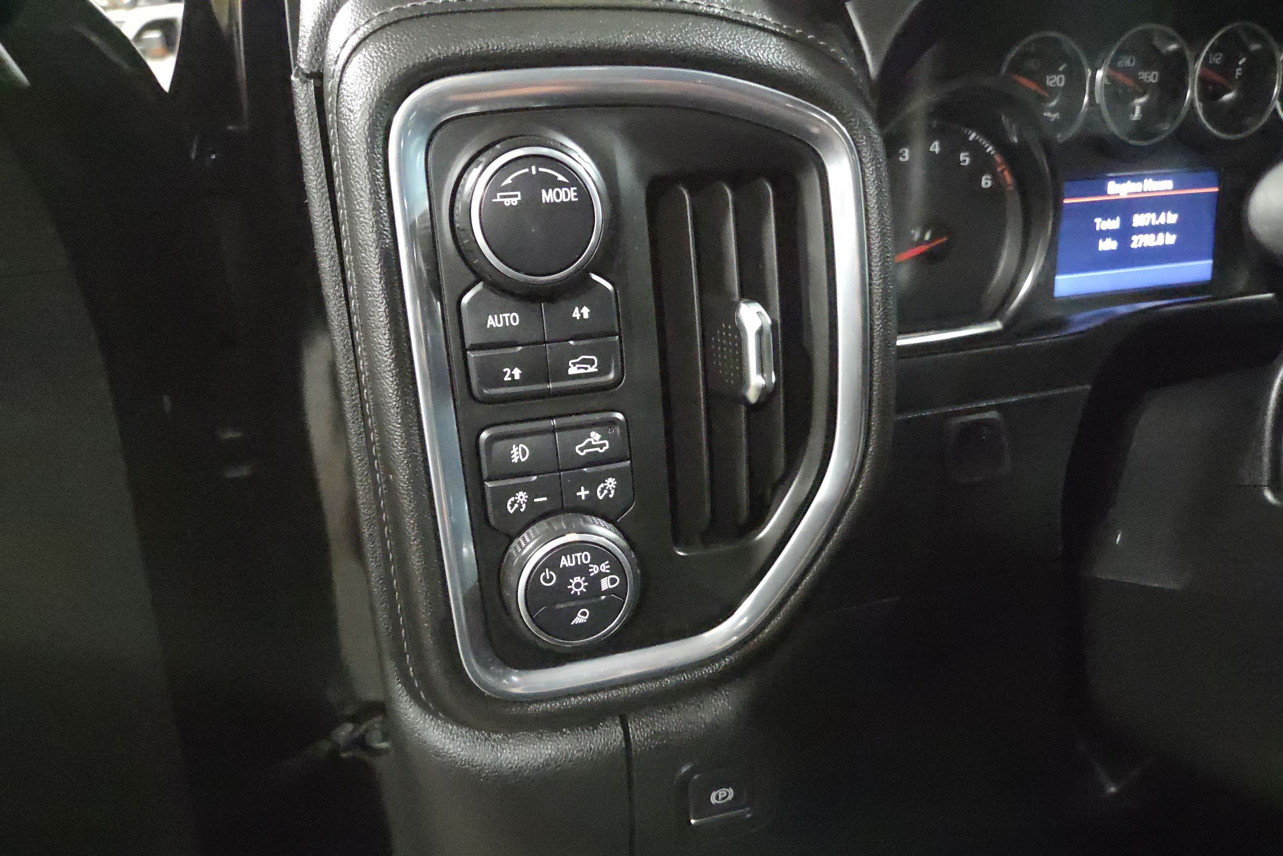 2020 Chevrolet Silverado 1500 LTZ - Photo 29