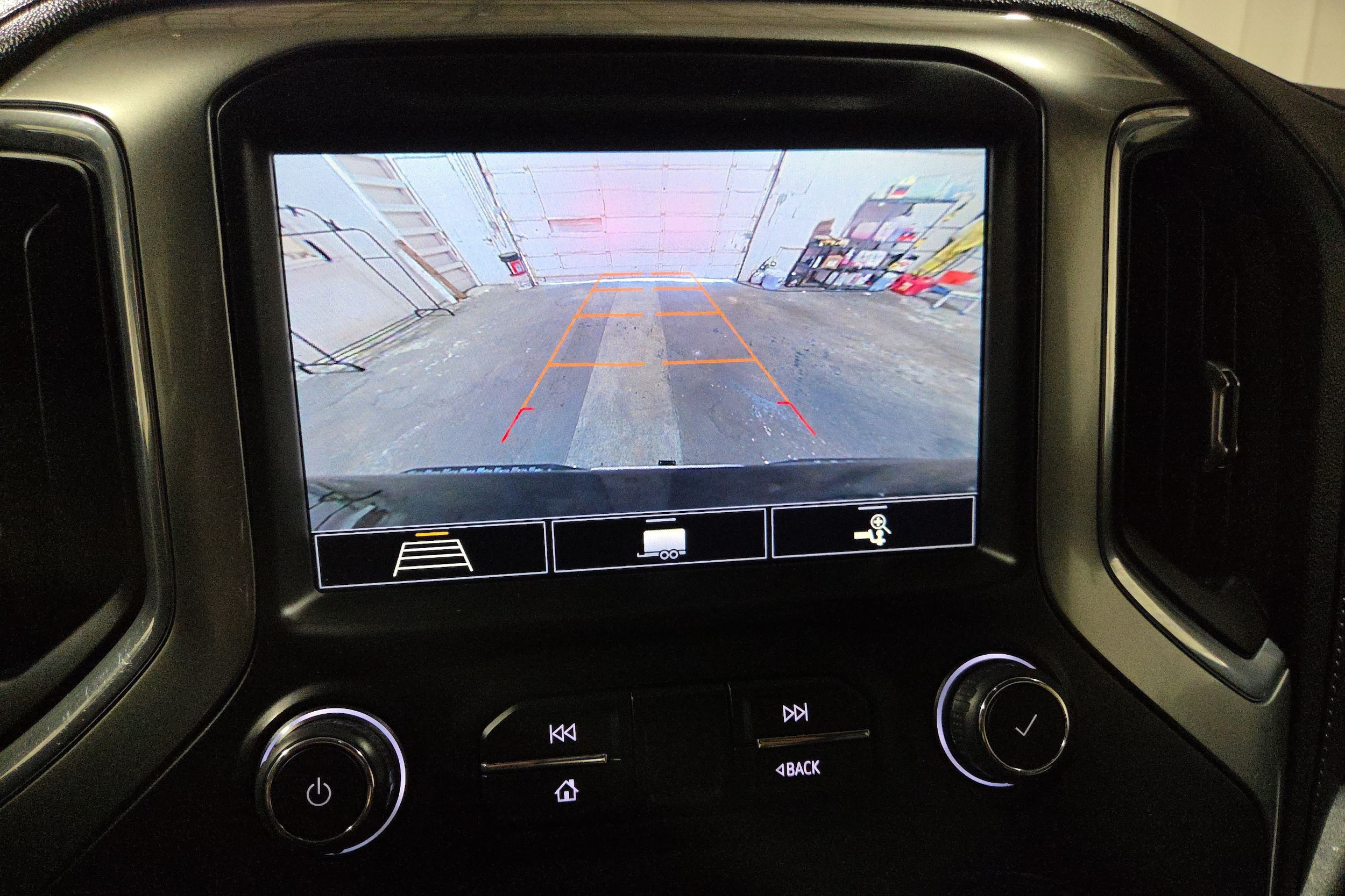 2020 Chevrolet Silverado 1500 LTZ - Photo 23