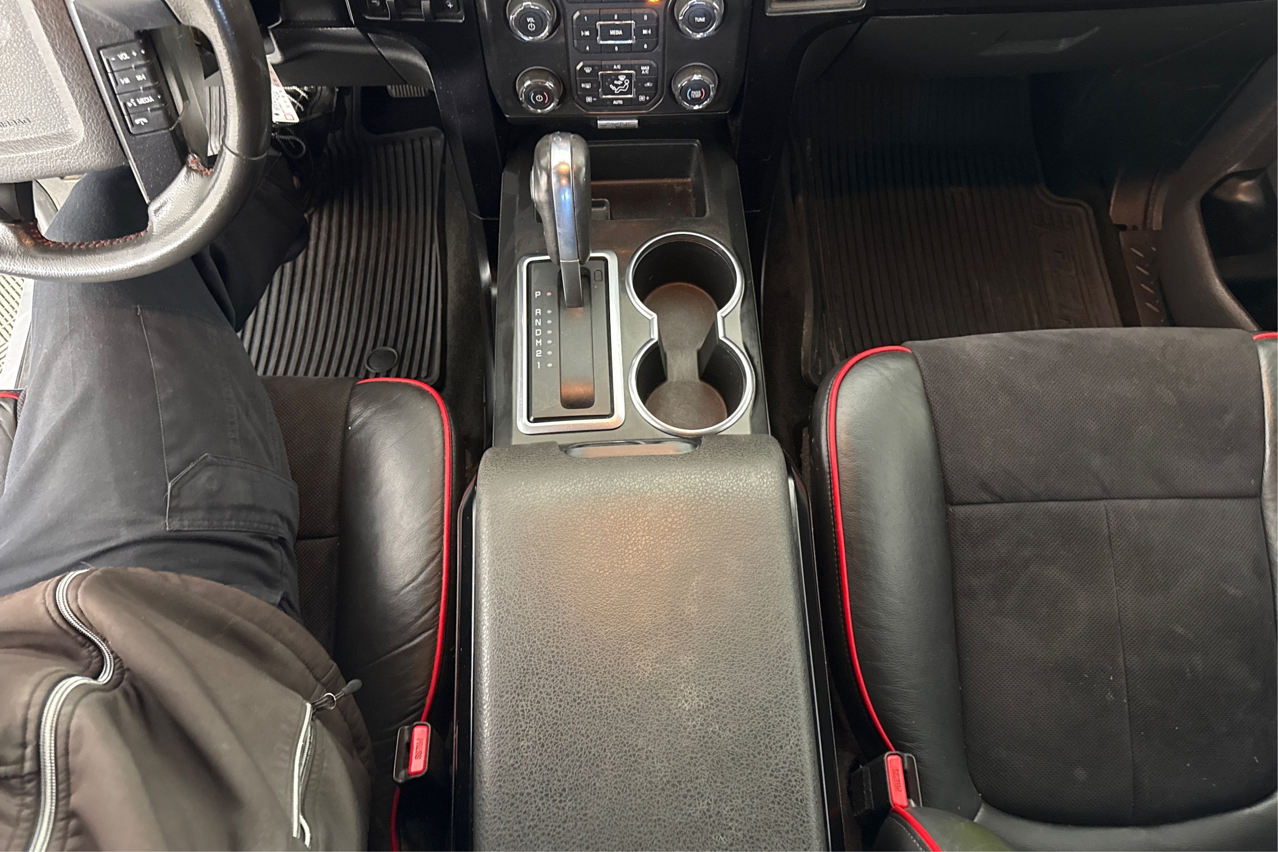 2013 Ford F-150 FX4 - Photo 11