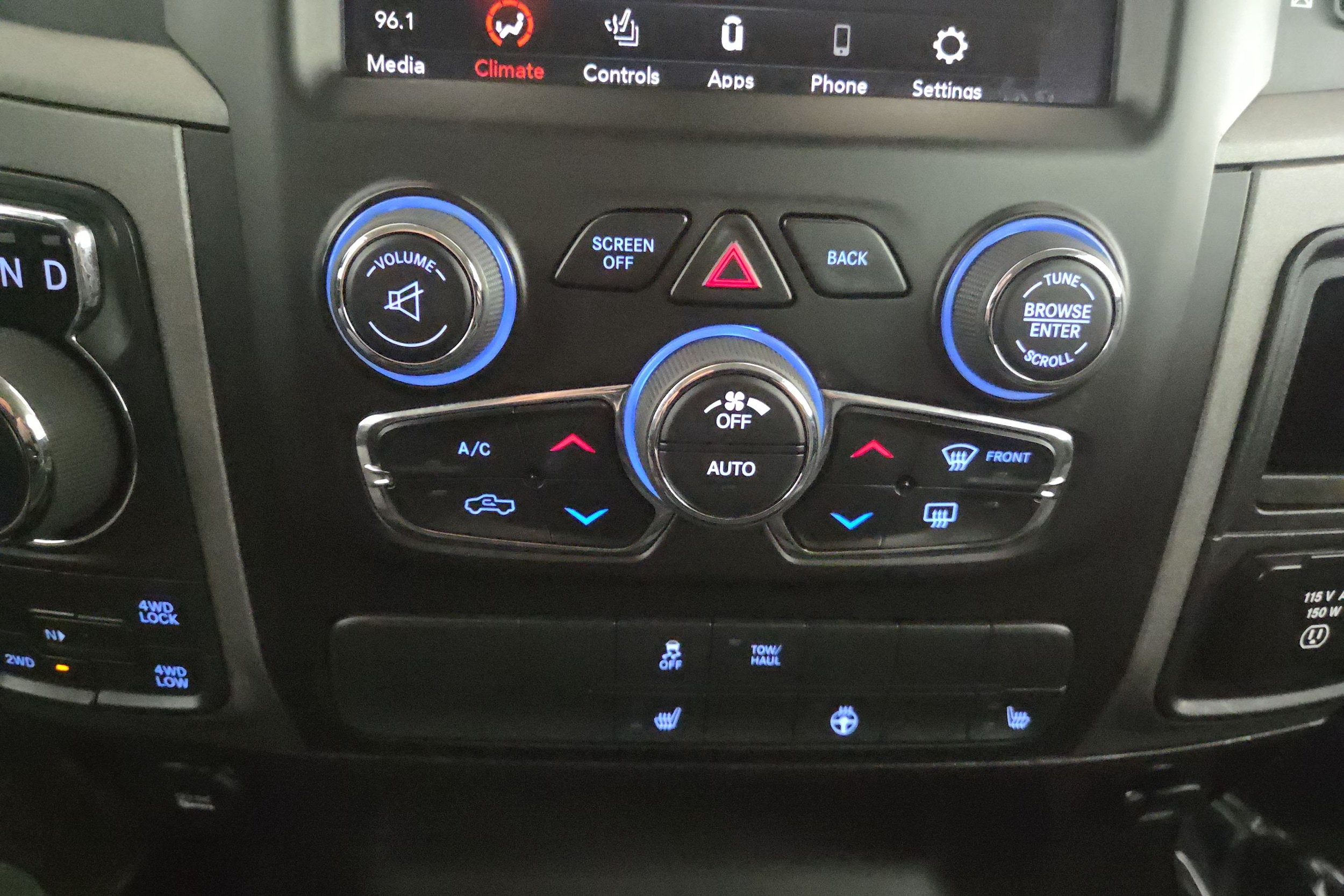 2020 RAM Ram 1500 Classic Express - Photo 23