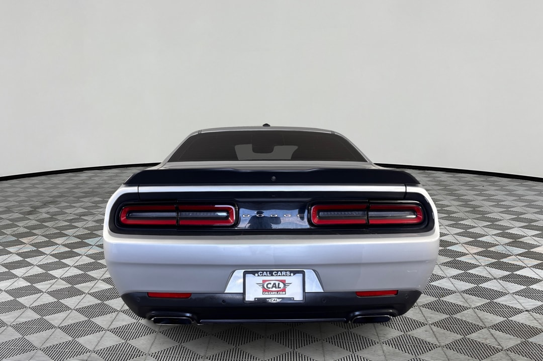 2023 Dodge Challenger R/T - Photo 5
