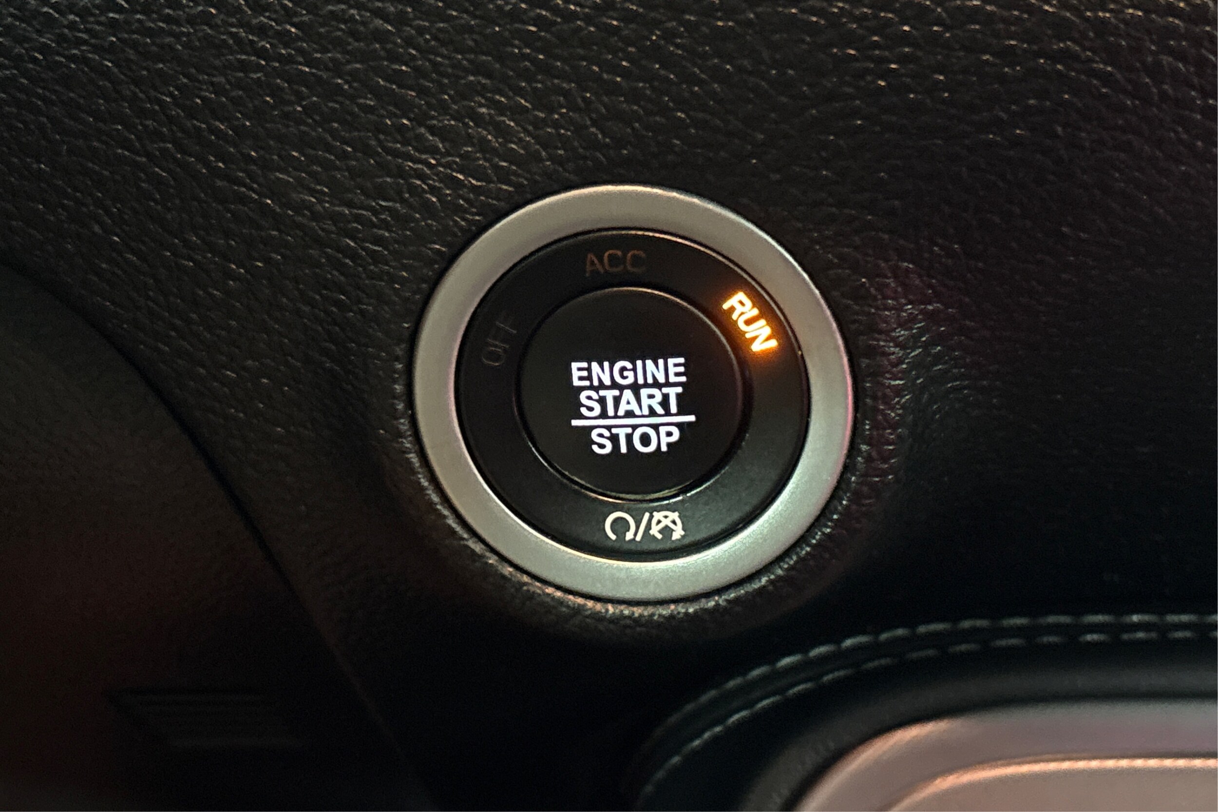 2023 Dodge Challenger R/T - Photo 22