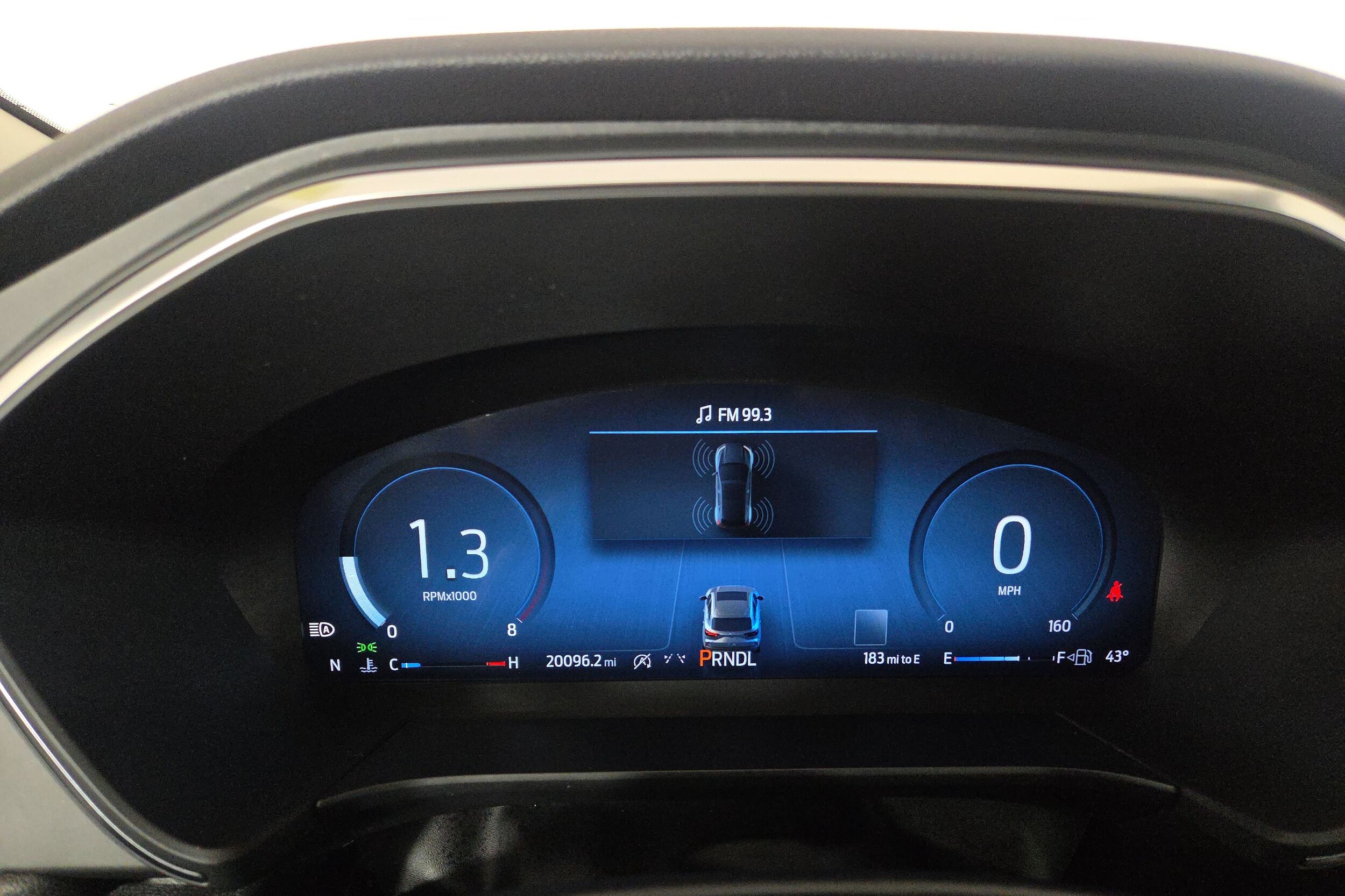 2025 Ford Escape Platinum - Photo 13