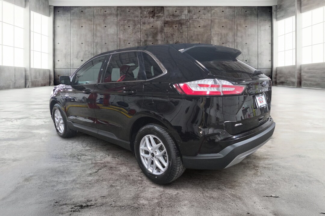2024 Ford Edge SEL - Photo 6