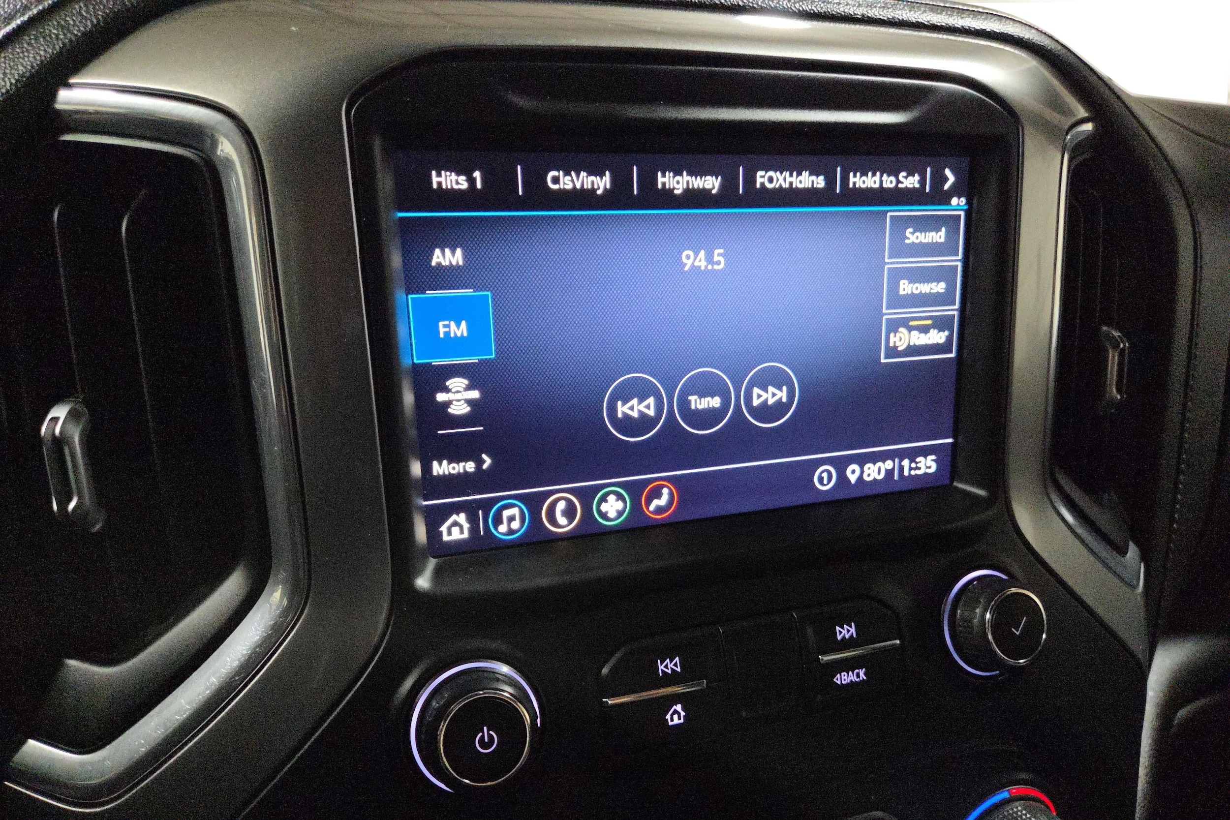 2020 Chevrolet Silverado 1500 LTZ - Photo 13