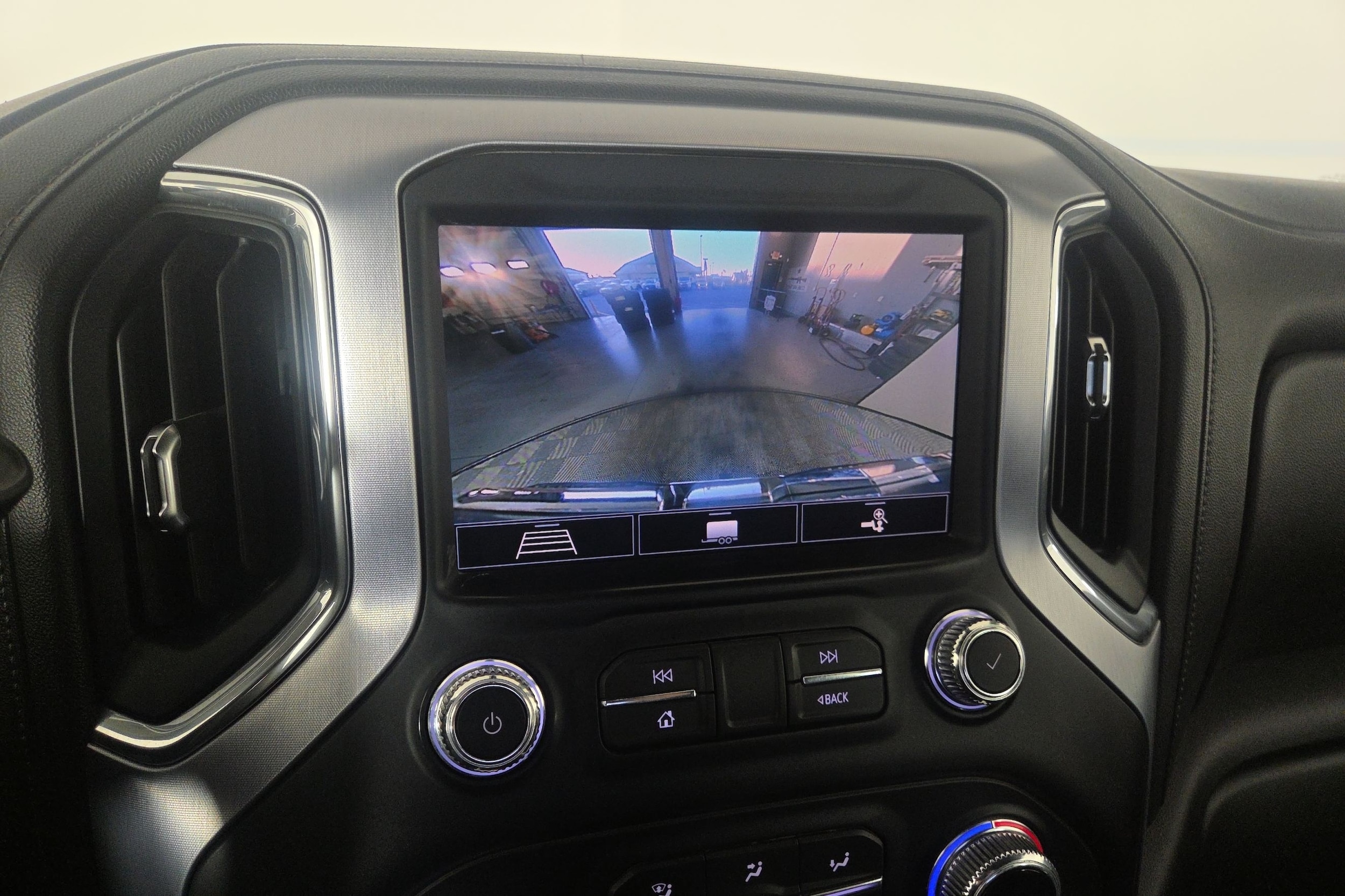 2020 GMC Sierra 1500 SLT - Photo 21