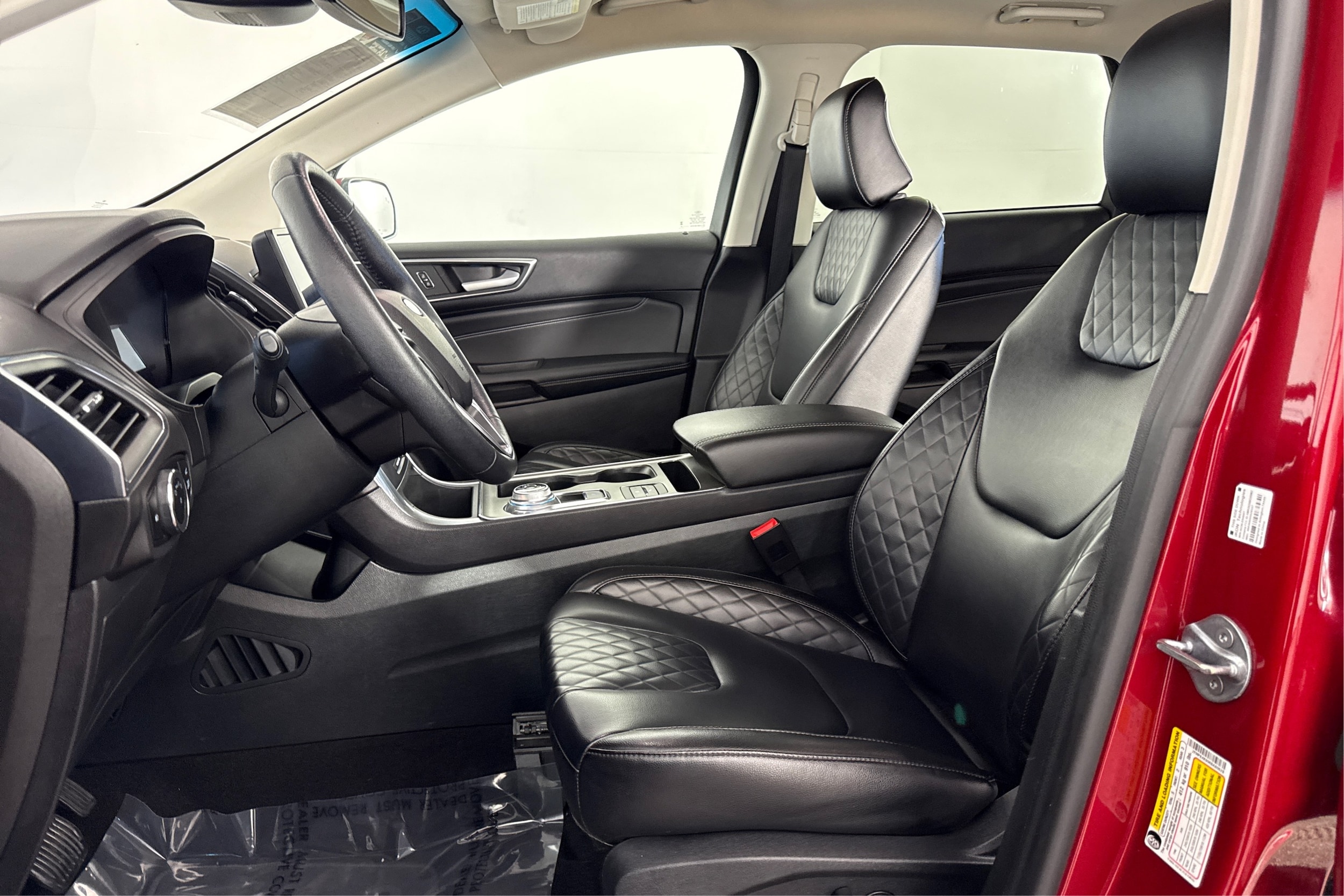 2024 Ford Edge Titanium - Photo 7