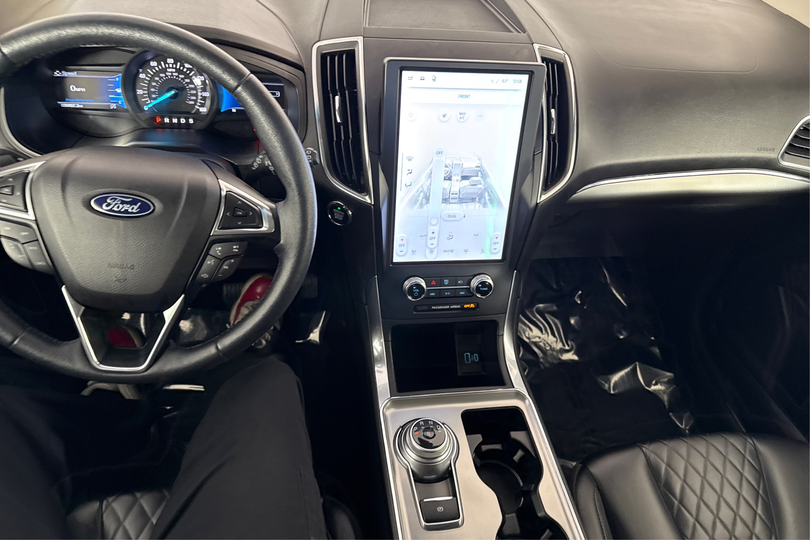2024 Ford Edge Titanium - Photo 11