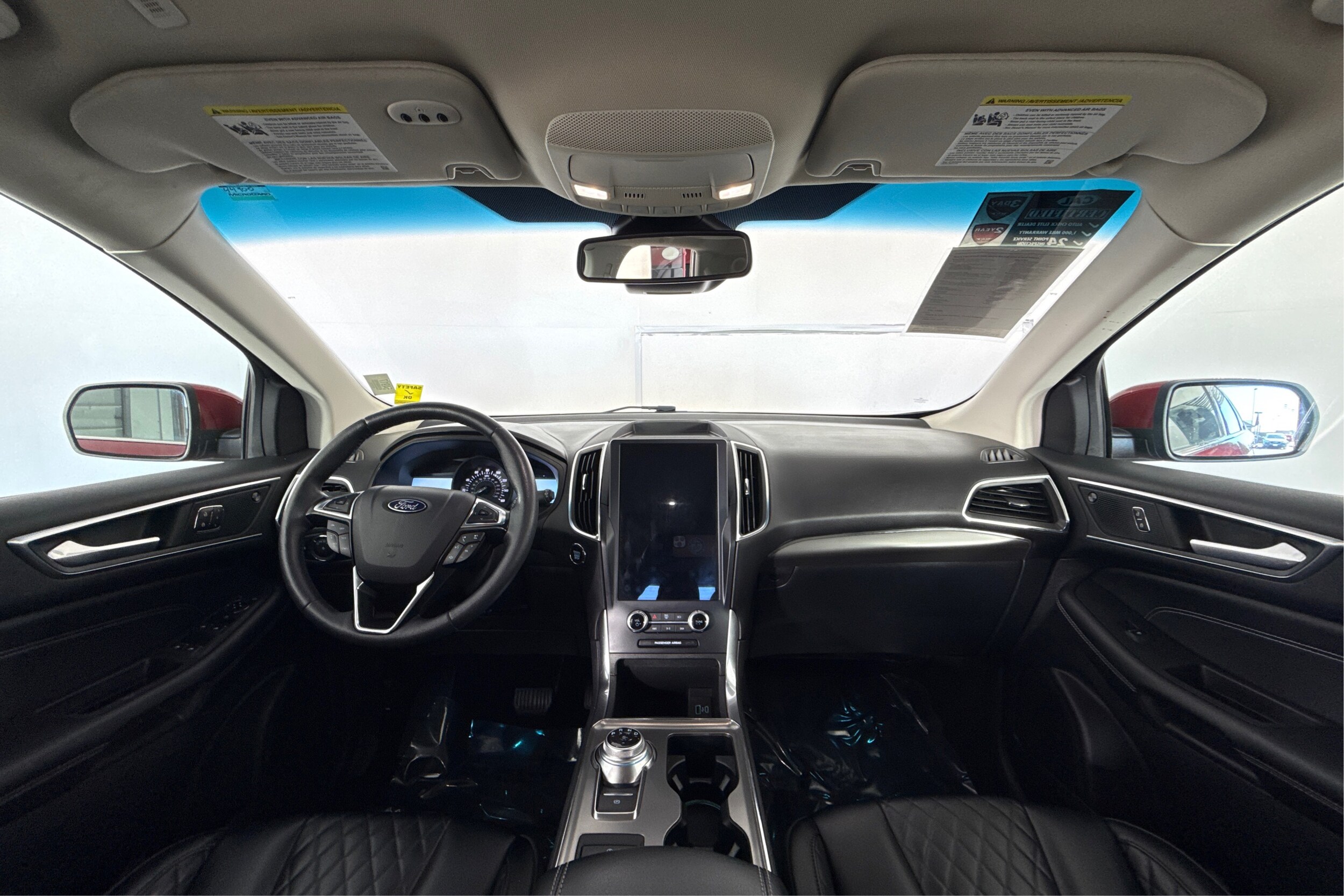 2024 Ford Edge Titanium - Photo 22