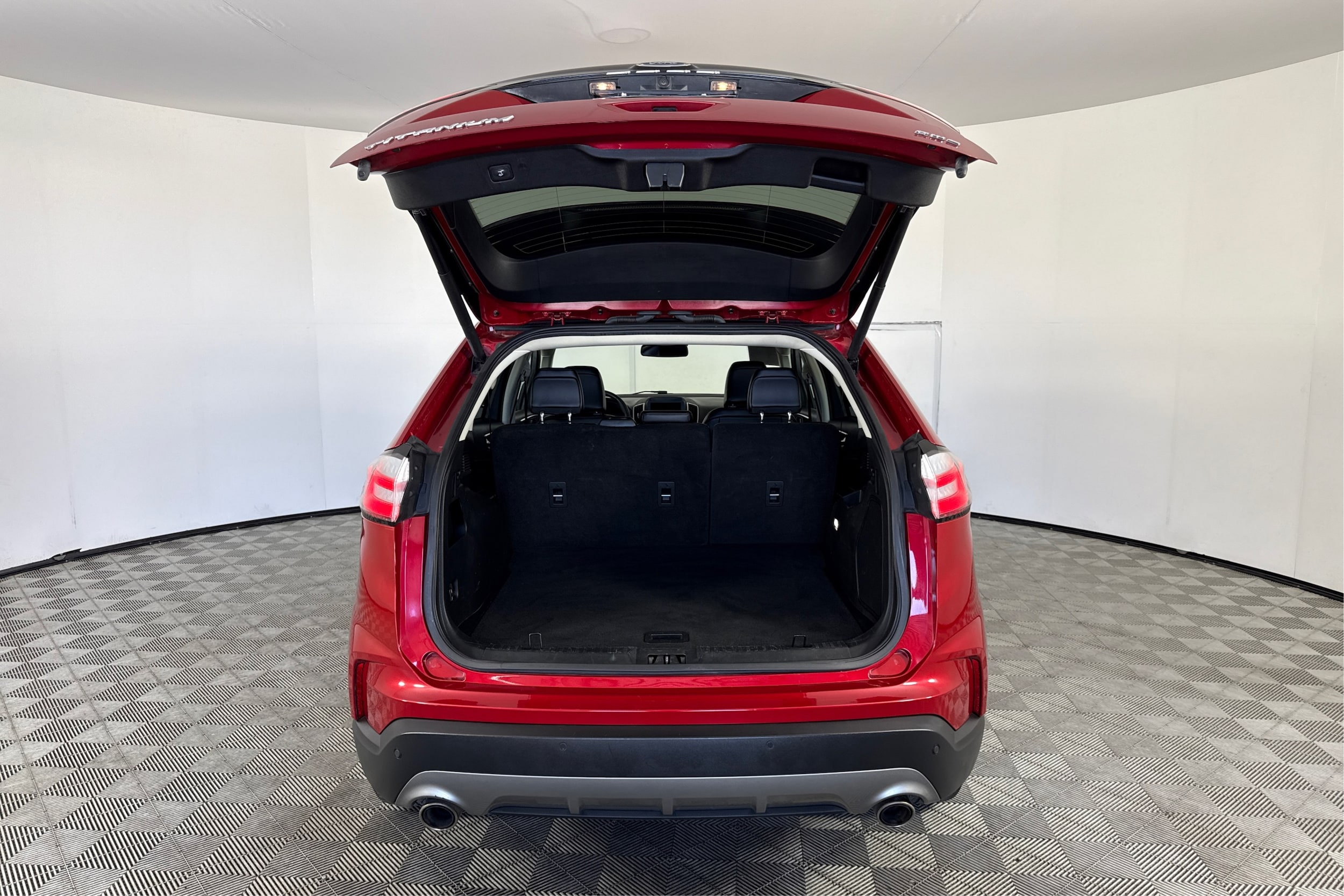 2024 Ford Edge Titanium - Photo 9
