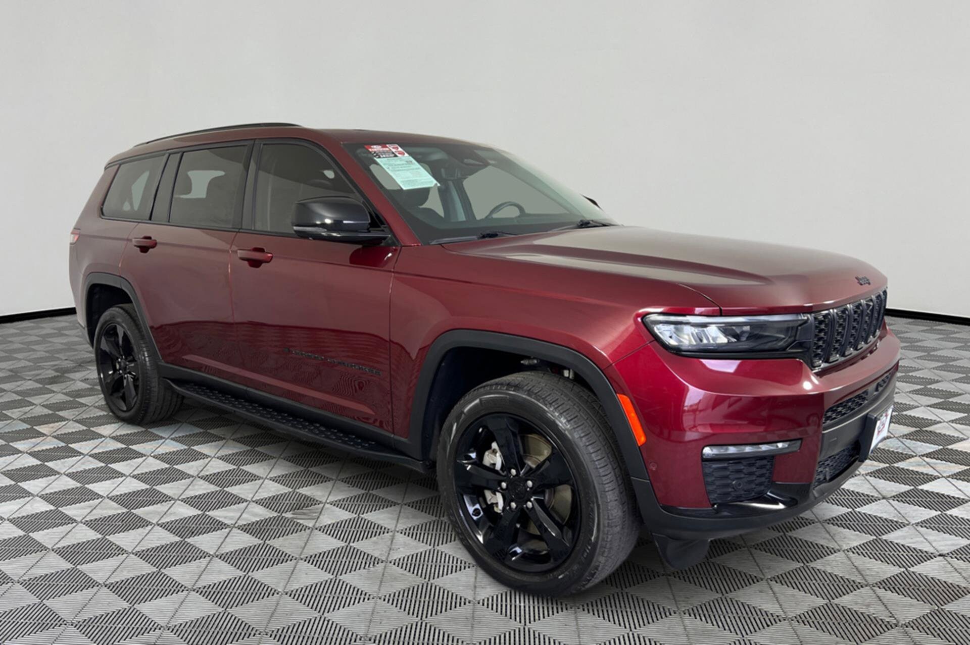 2023 Jeep Grand Cherokee Limited photo 3