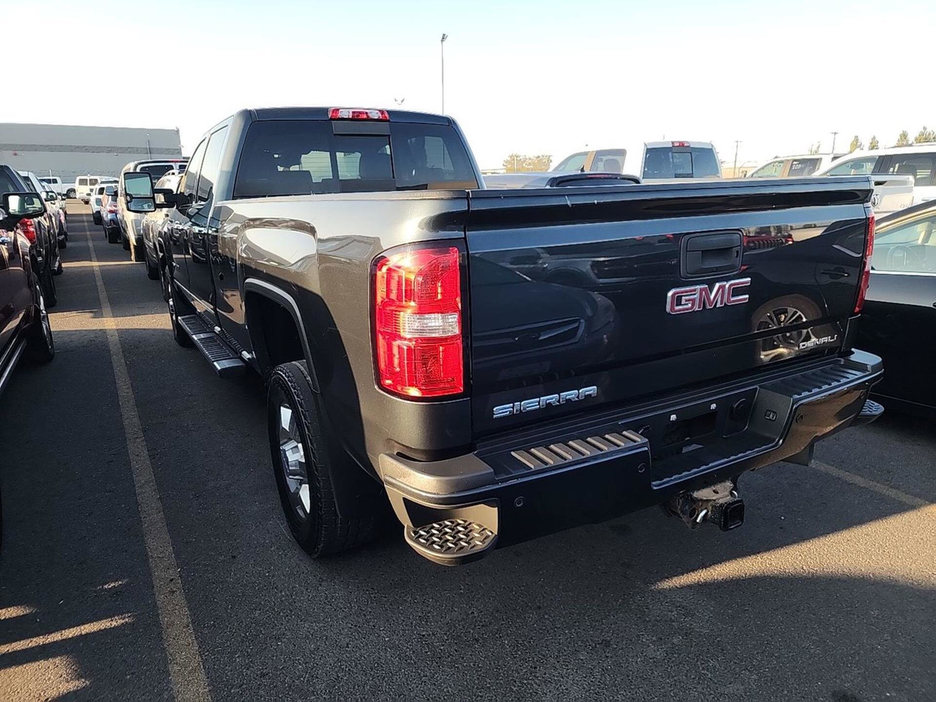 2017 Gmc Sierra Denali photo 4