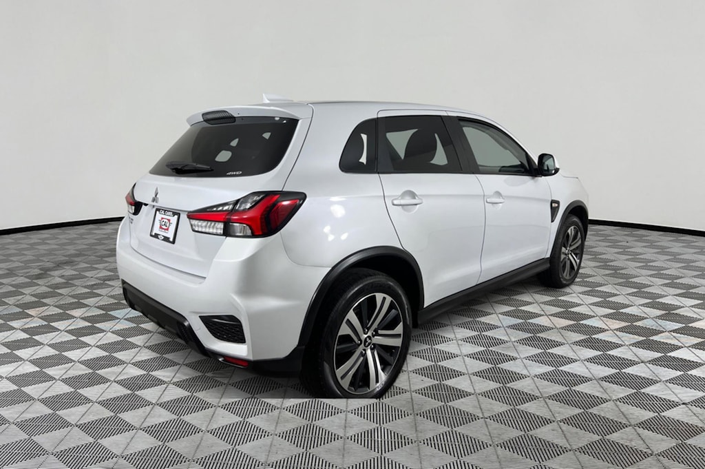 Used 2023 Mitsubishi Outlander Sport 2.0 ES SUV