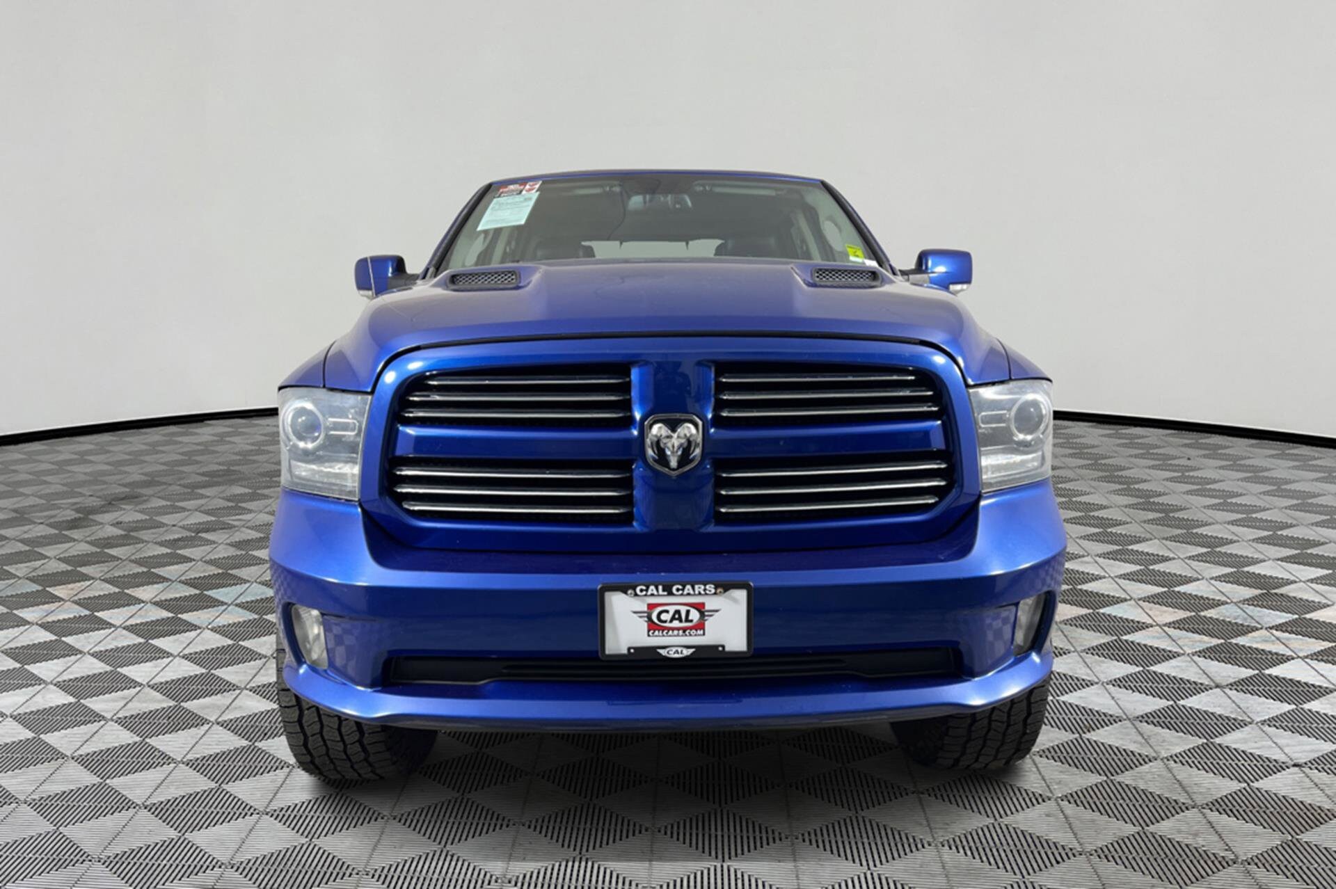 2017 Ram 1500 Sport photo 2