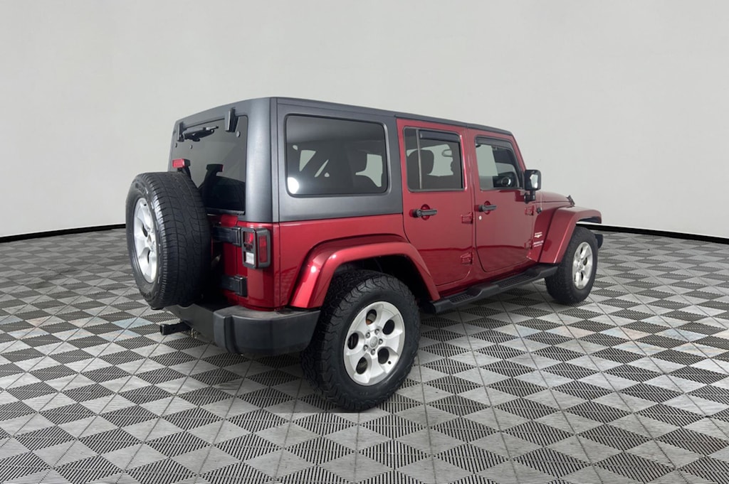 Used 2013 Jeep Wrangler Unlimited Sahara SUV