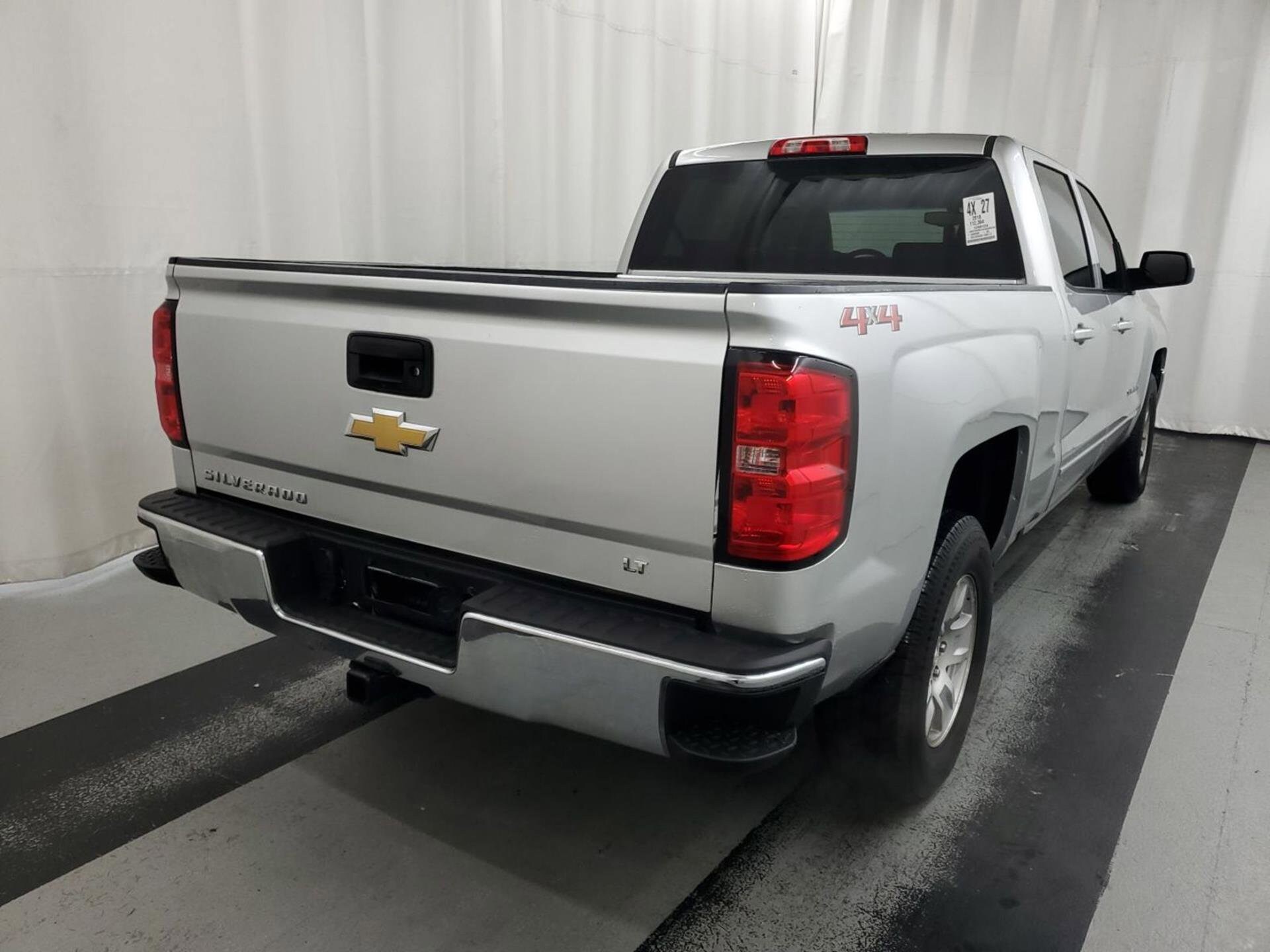 2018 Chevrolet Silverado 1500 photo 3