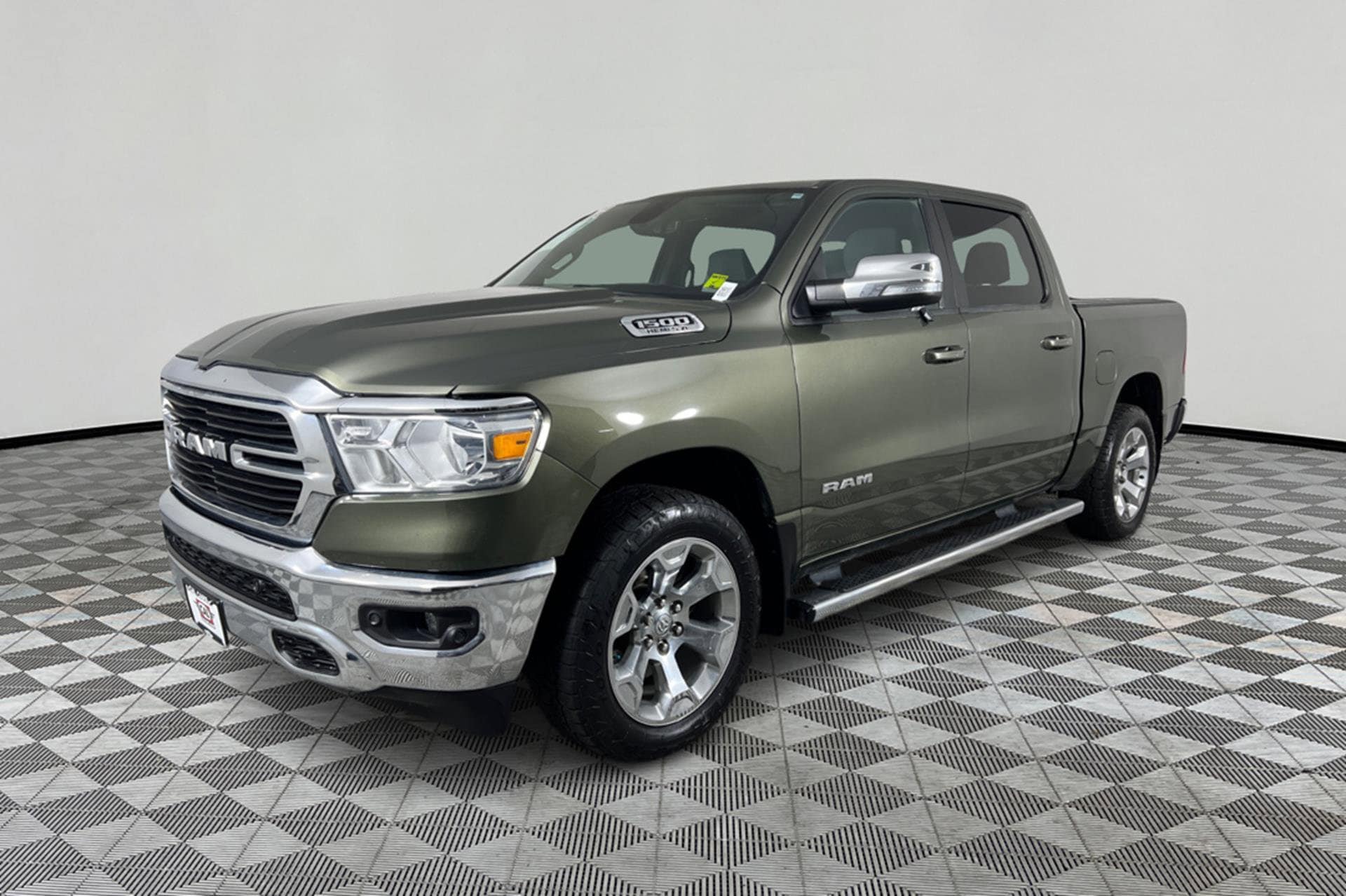 2021 RAM 1500 Big Horn Crew Cab 4x4 5'7" Box's photo