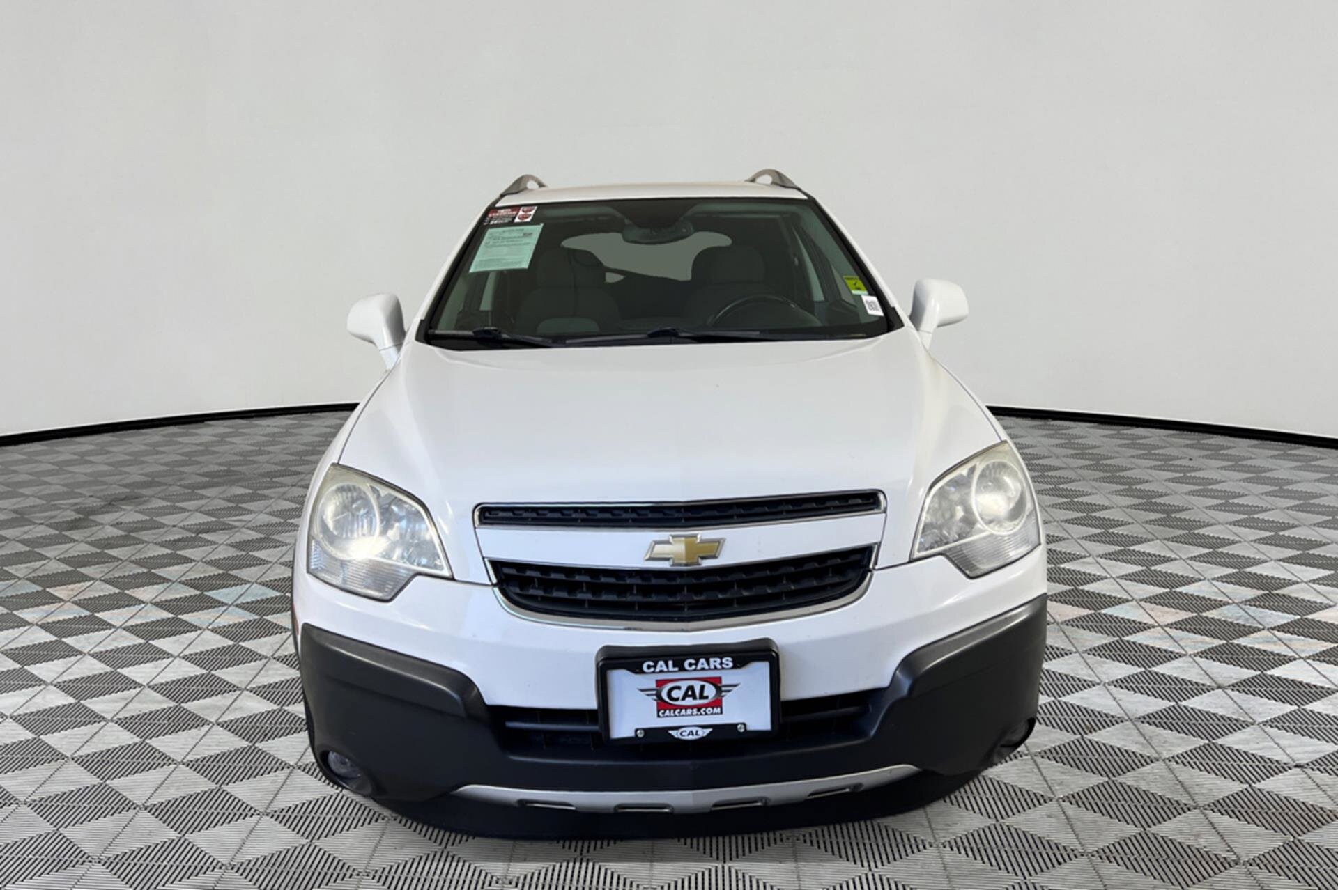 2014 Chevrolet Captiva Sport photo 2