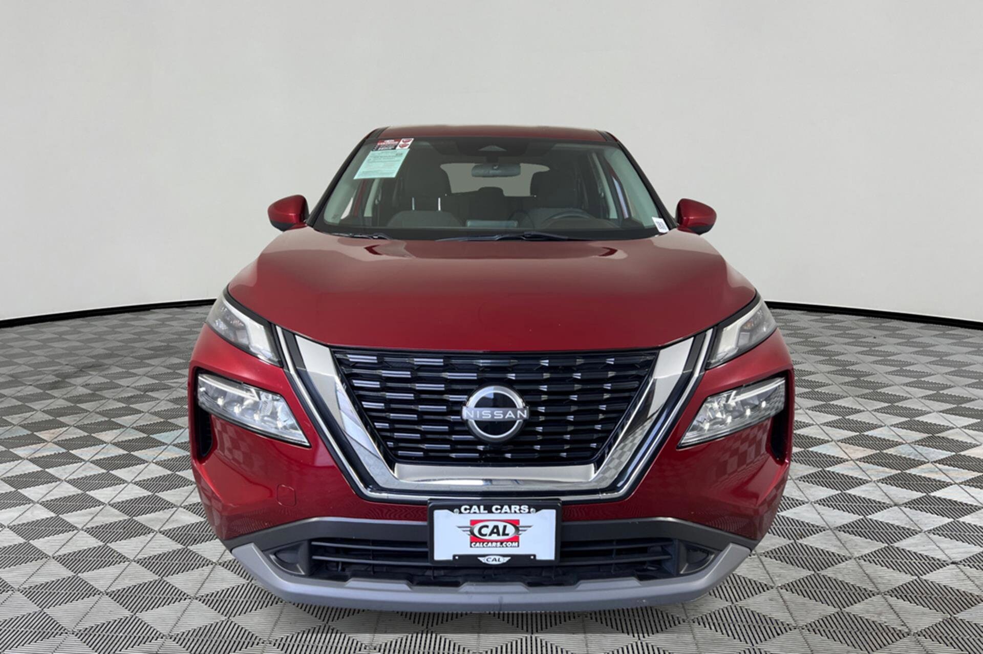 2023 Nissan Rogue SV photo 2