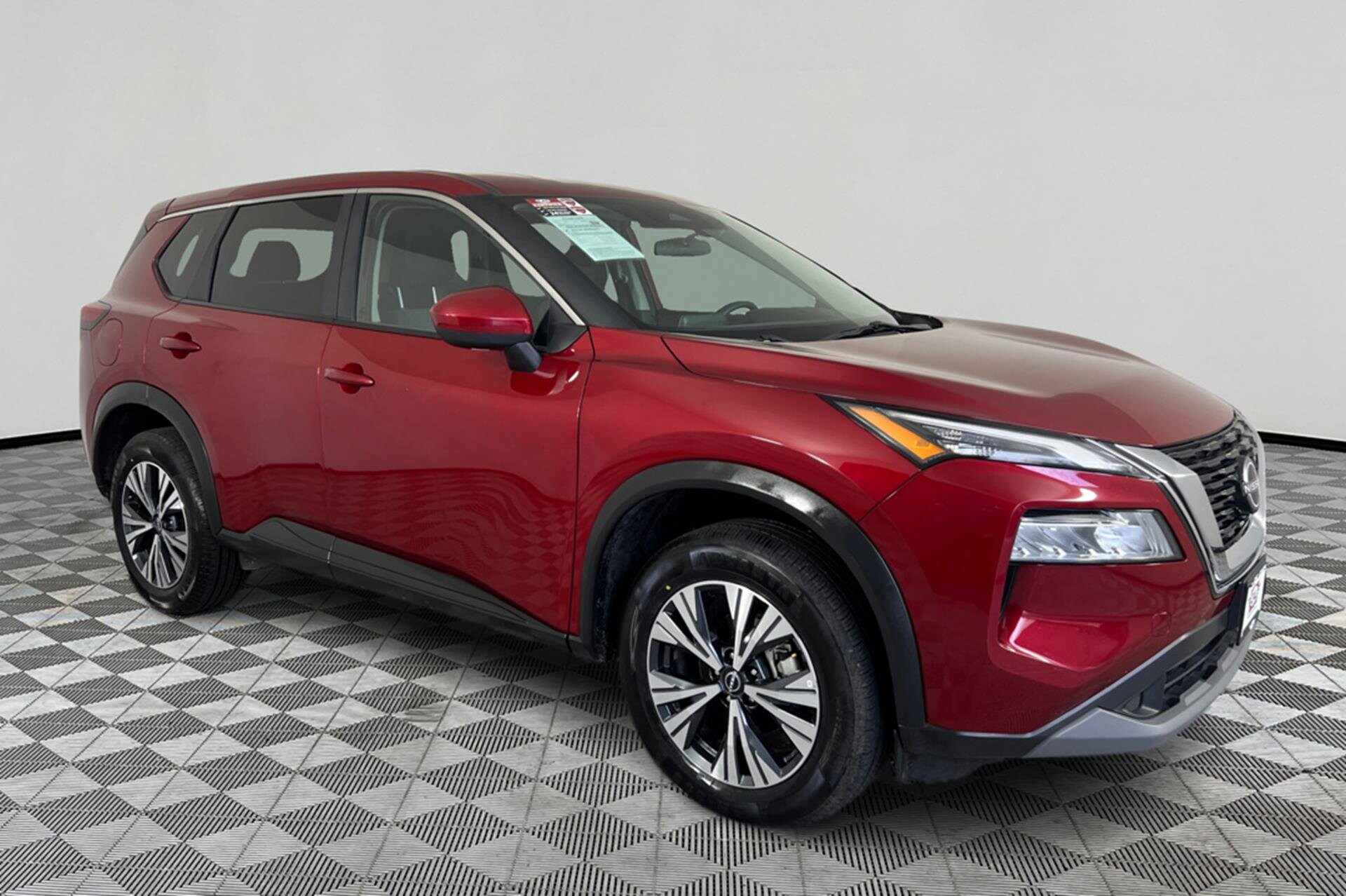 2023 Nissan Rogue SV photo 3