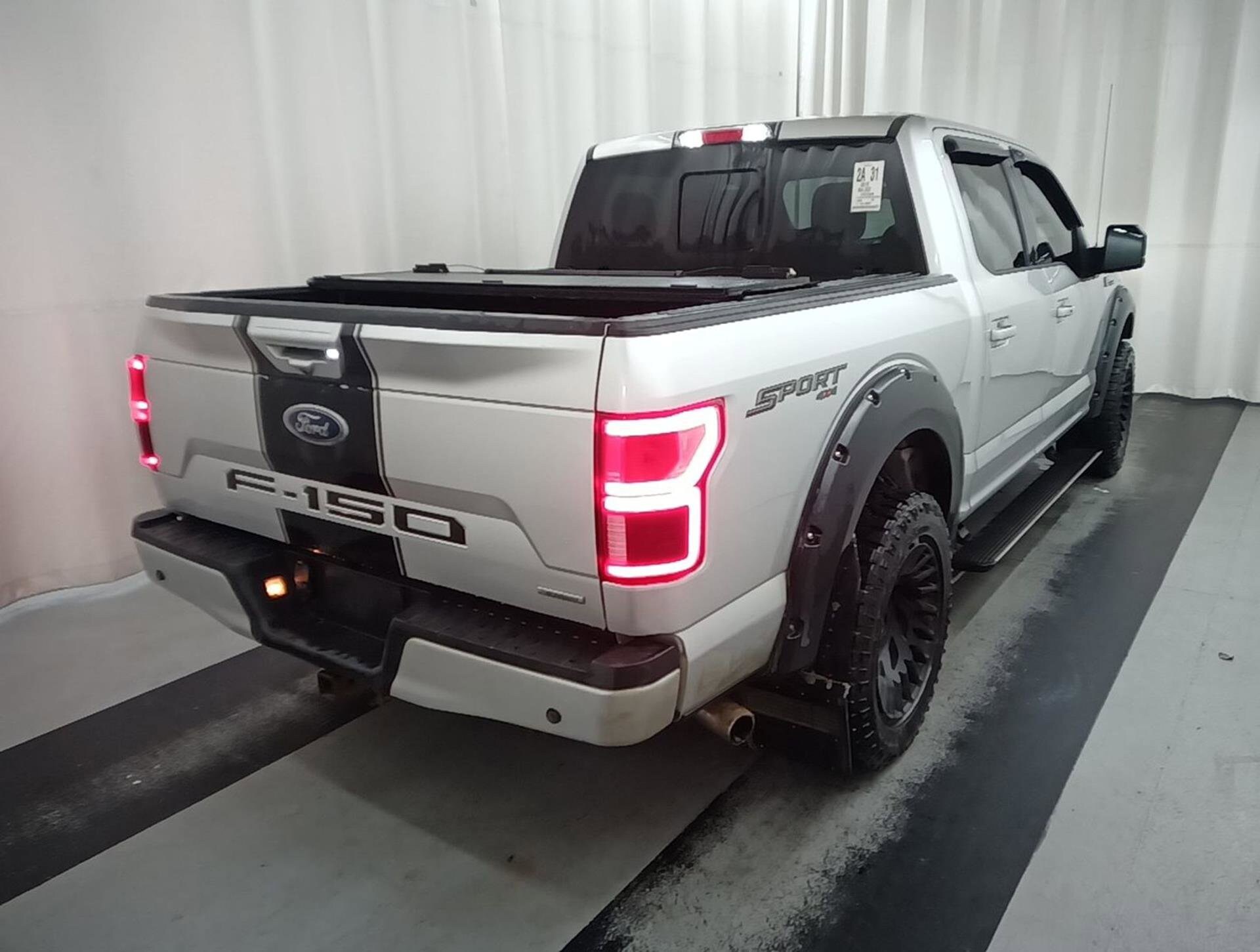 2019 Ford F-150 Lariat photo 2