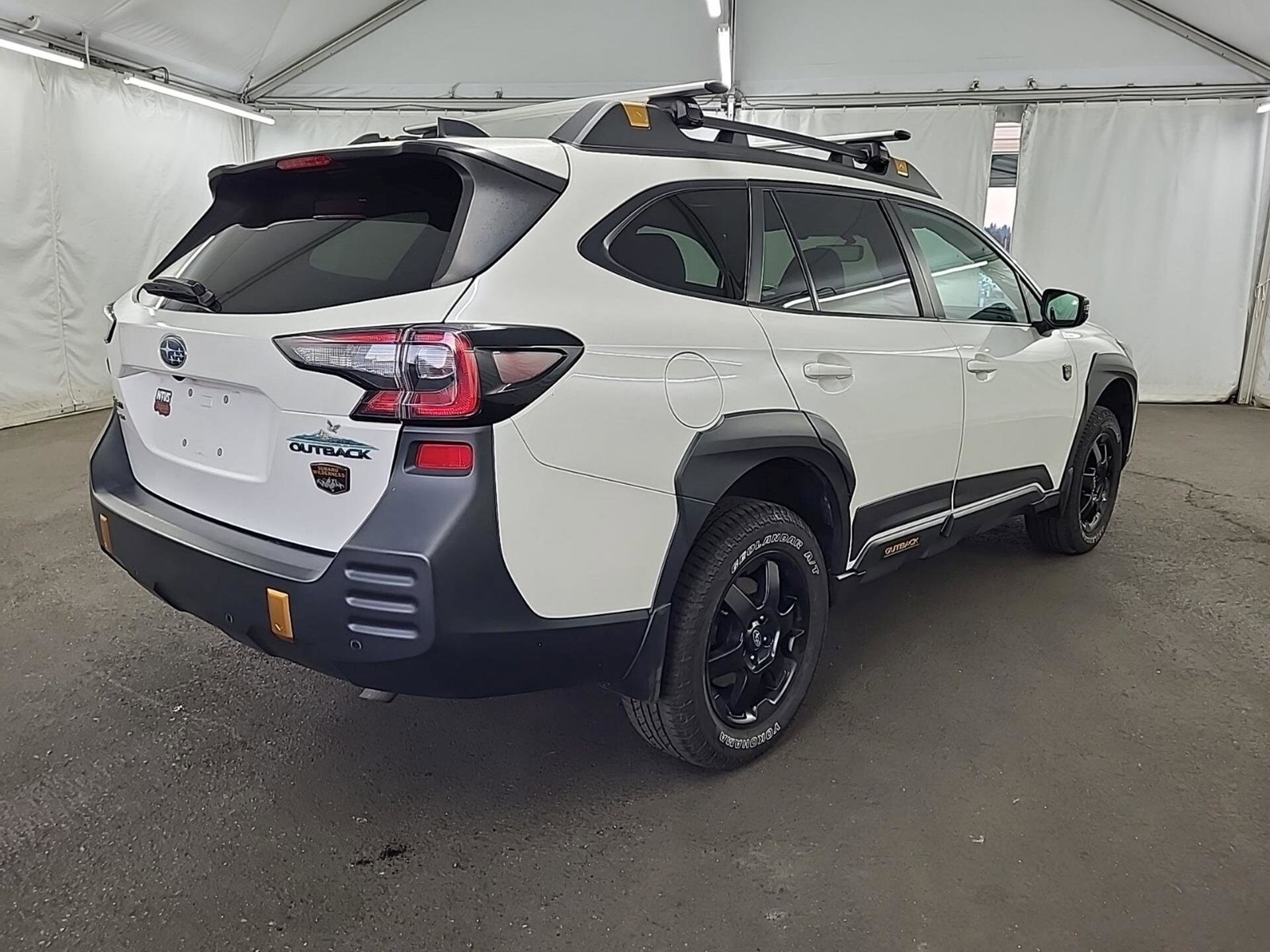 2022 Subaru Outback Wilderness photo 3
