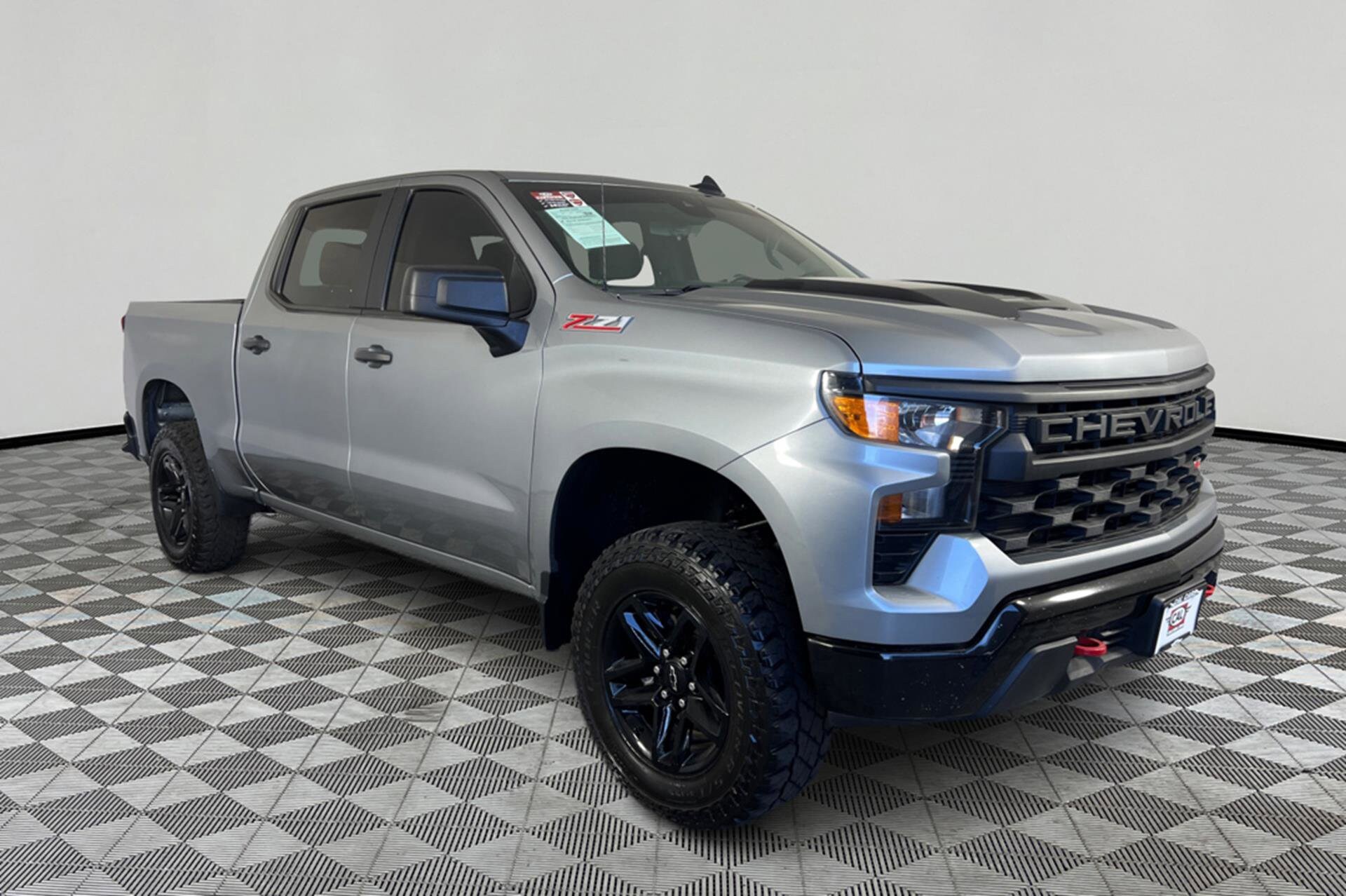 2023 Chevrolet Silverado 1500 Custom Trail Boss photo 3