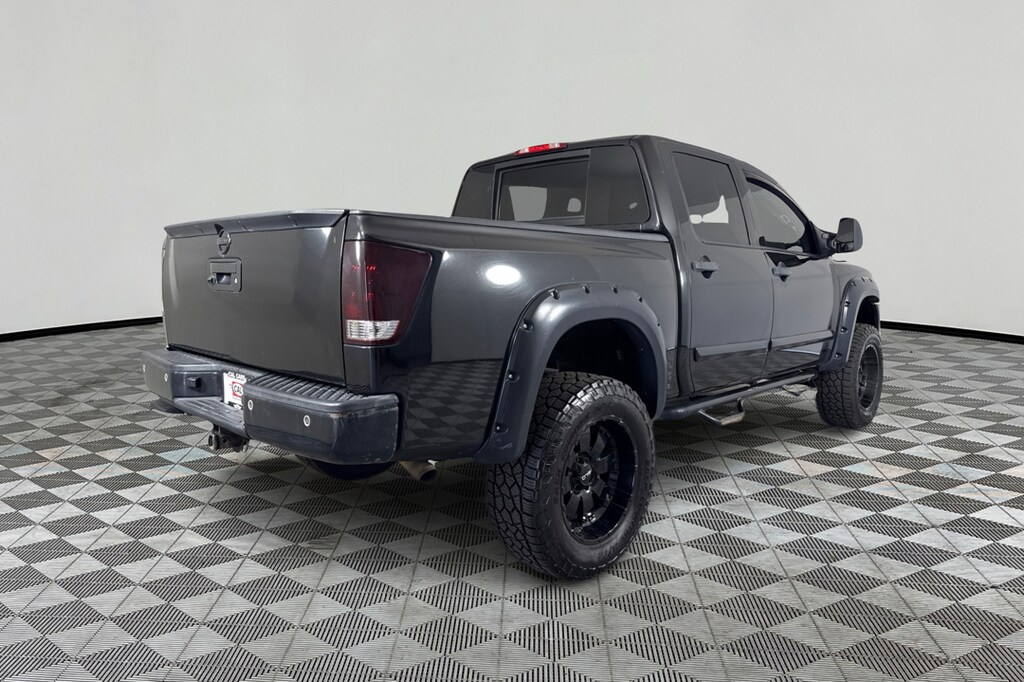 Used 2014 Nissan Titan S 4WD Crew Cab SWB Truck Crew Cab