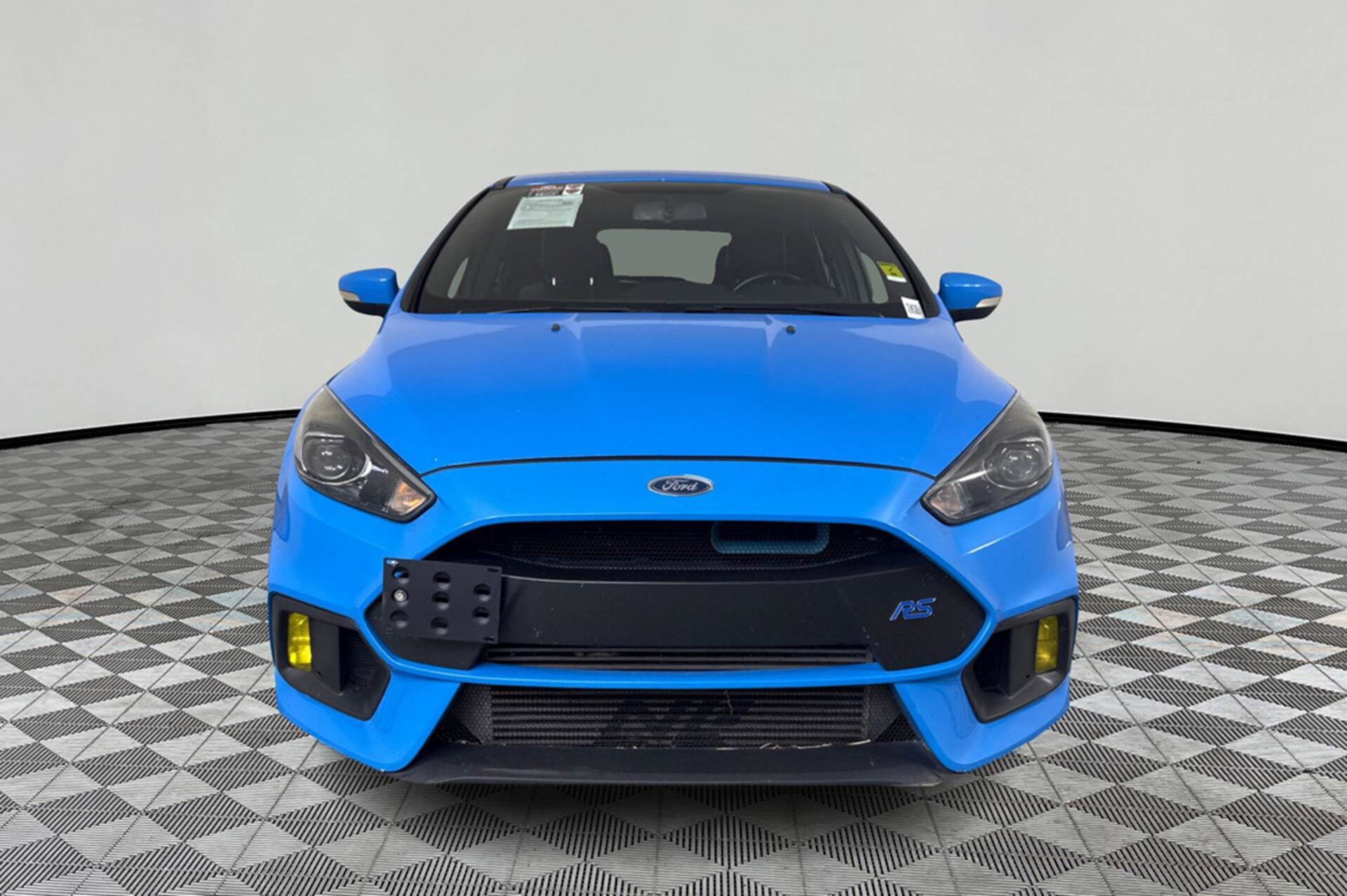 2017 Ford Focus RS photo 2
