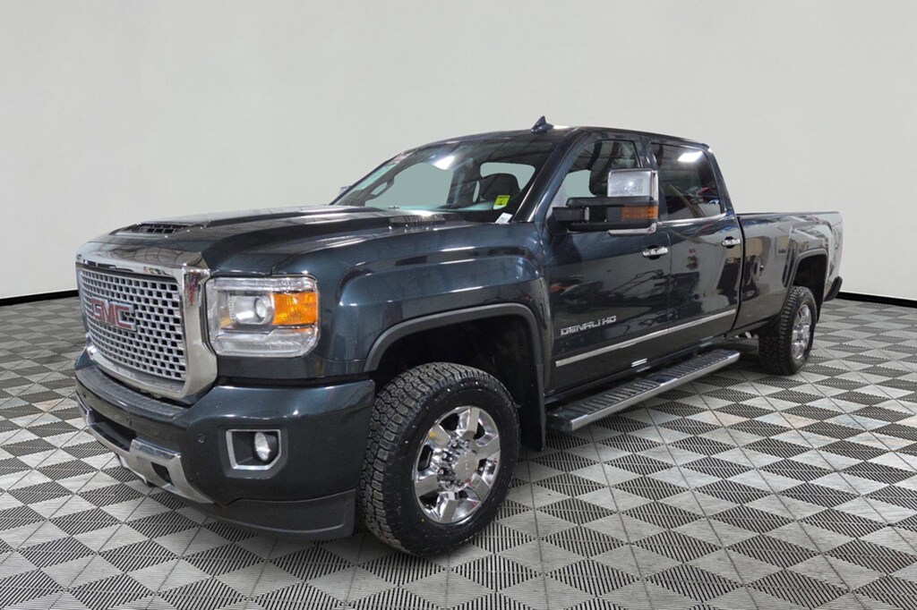 Used 2017 GMC Sierra 3500HD Denali Truck Crew Cab