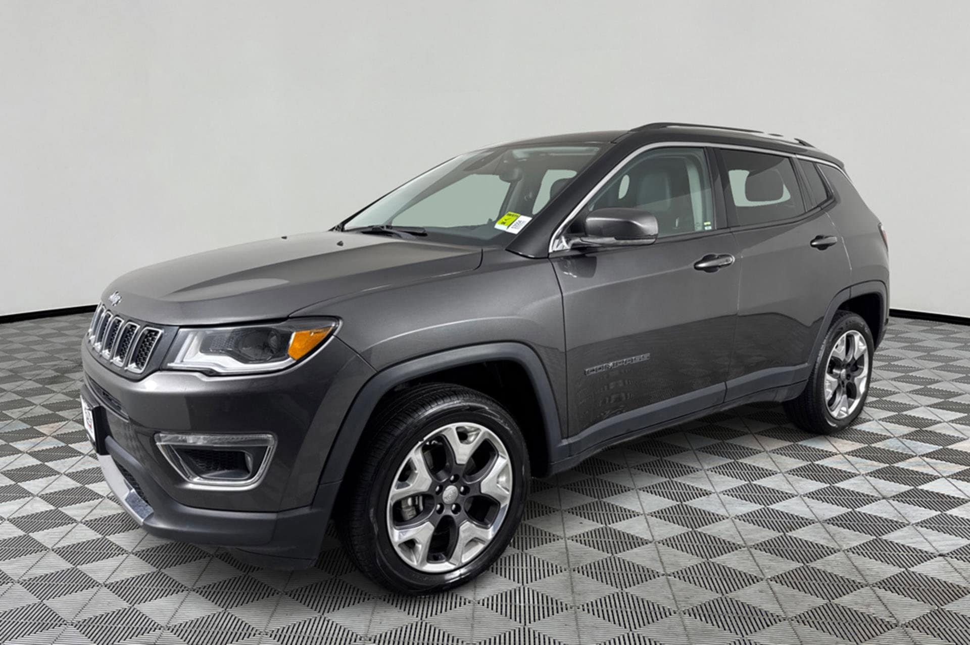 2019 Jeep Compass Limited's photo