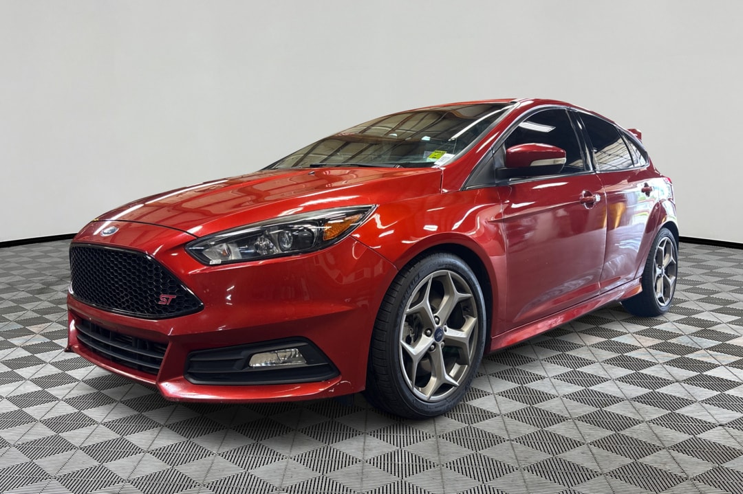 2018 Ford Focus Hatch ST's photo