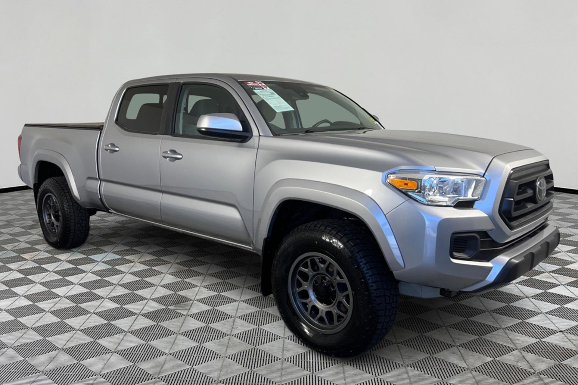 2020 Toyota Tacoma TRD V6 photo 3