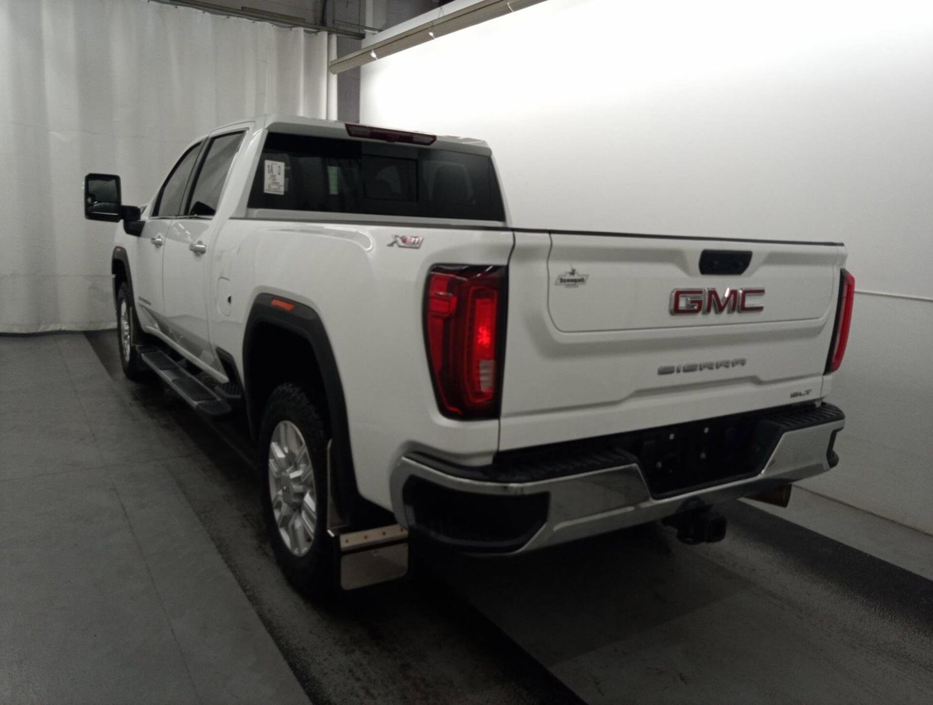2022 Gmc Sierra 3500 HD SLT photo 4
