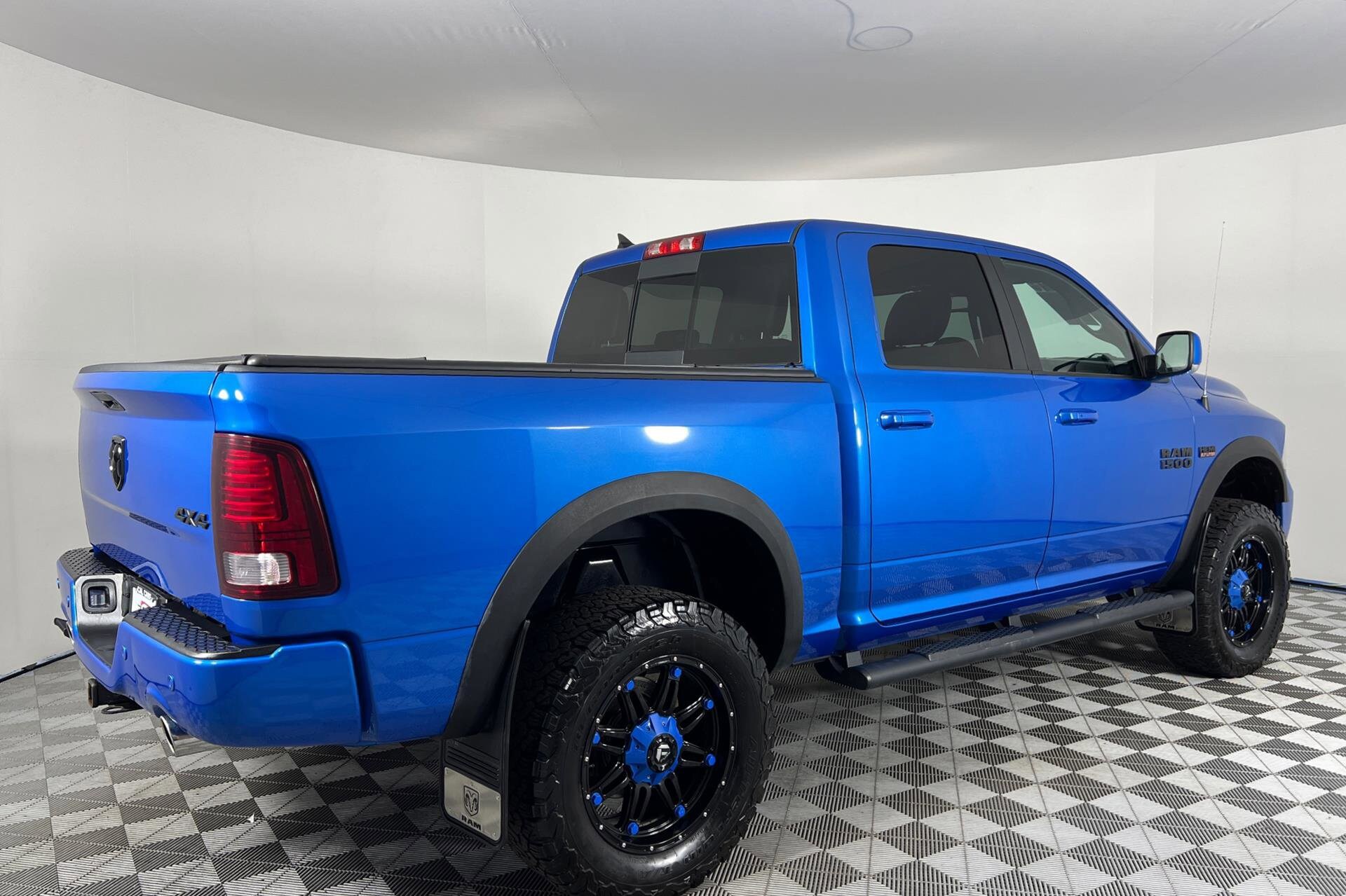 2018 Ram 1500 Sport photo 4