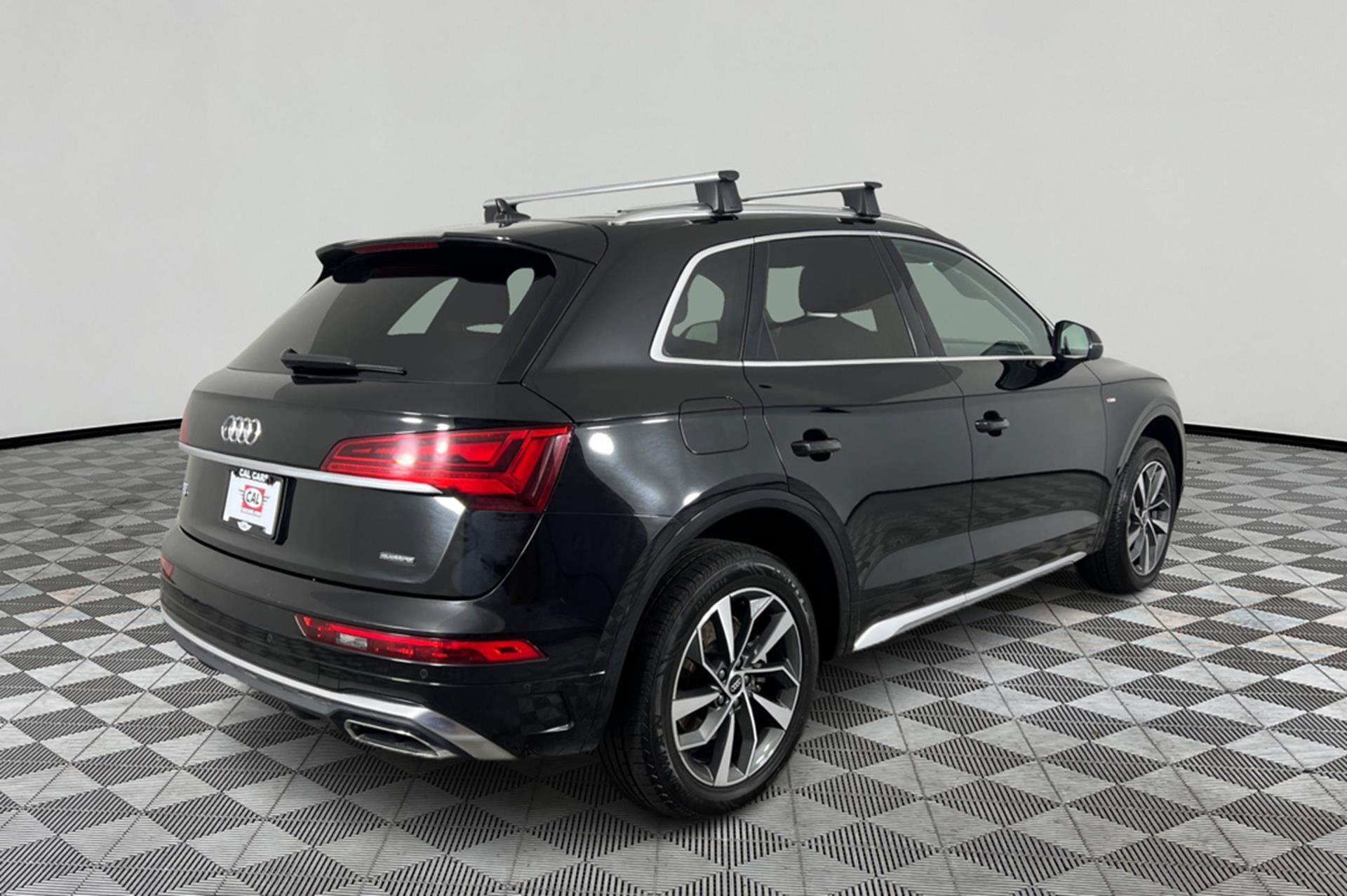 2023 Audi Q5 45 S line Premium photo 4