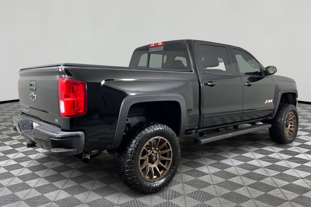 Used 2017 Chevrolet Silverado 1500 LTZ Truck Crew Cab