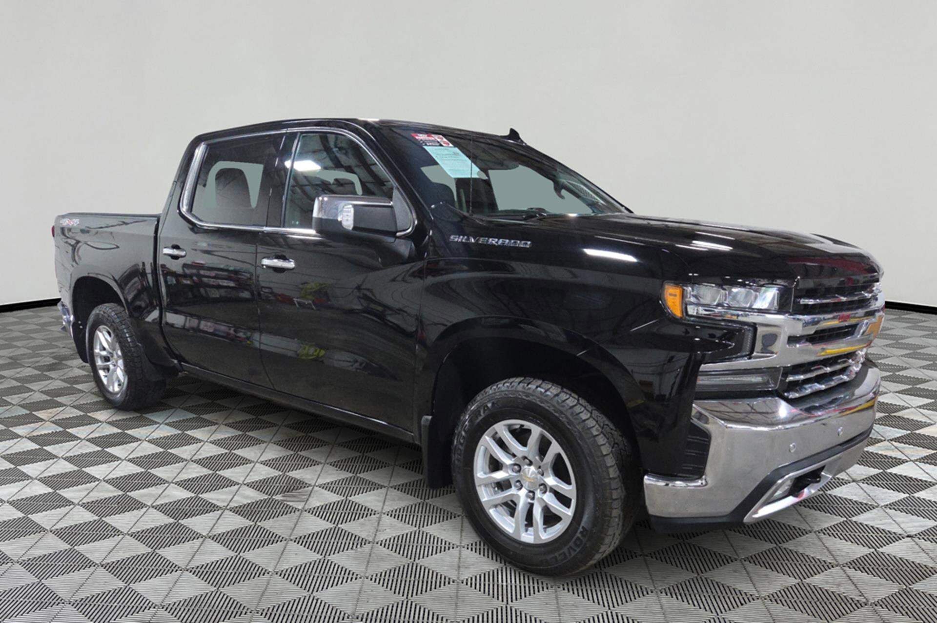 2020 Chevrolet Silverado 1500 LTZ photo 3