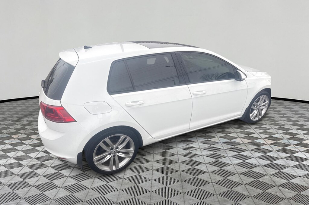 Used 2017 Volkswagen Golf TSI Hatchback