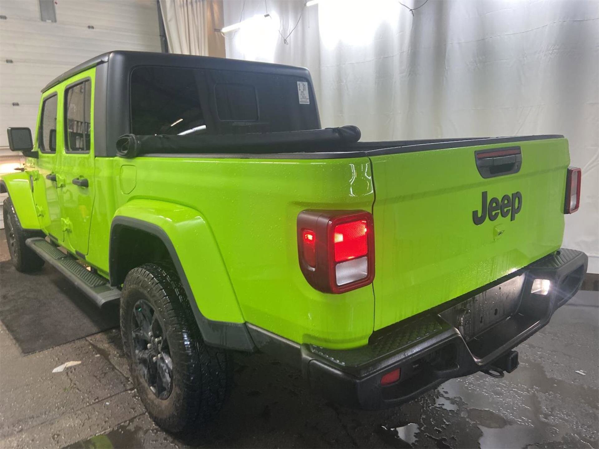 2021 Jeep Gladiator Sport photo 4