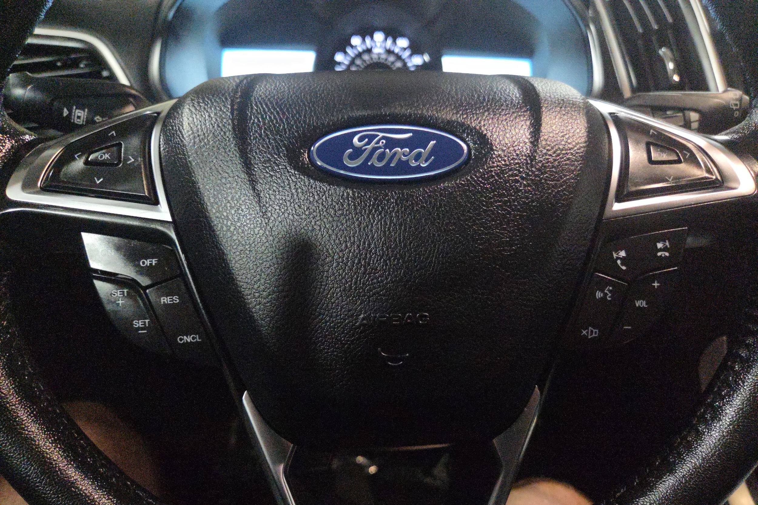 2024 Ford Edge SEL - Photo 15