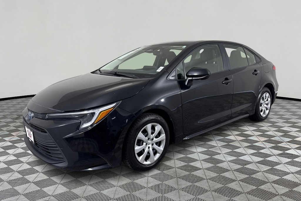 Used 2024 Toyota Corolla Hybrid Hybrid LE Sedan