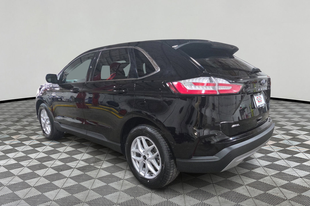 2024 Ford Edge SEL - Photo 6