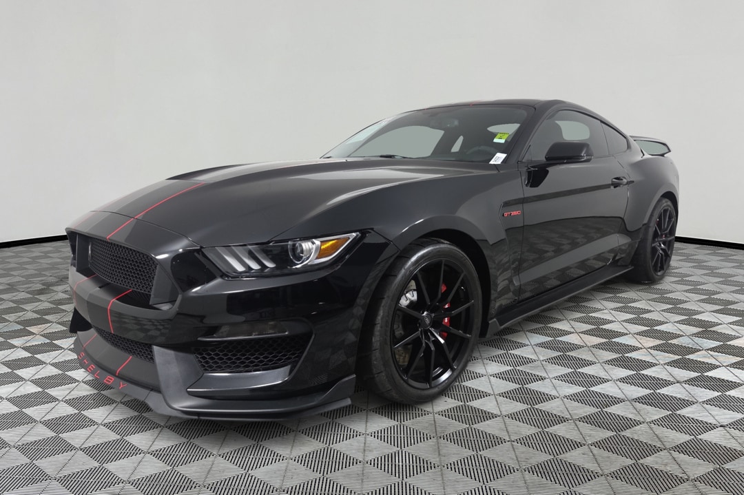 2017 Ford Mustang Shelby GT350's photo