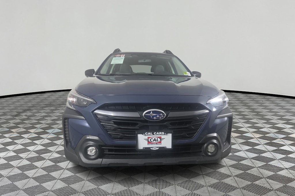 Used 2023 Subaru Outback Premium SUV