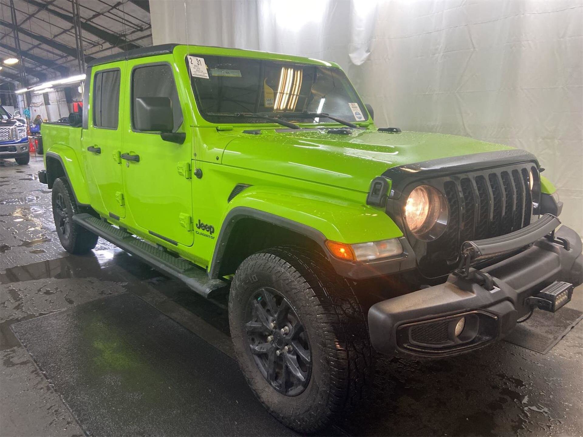2021 Jeep Gladiator Sport photo 2