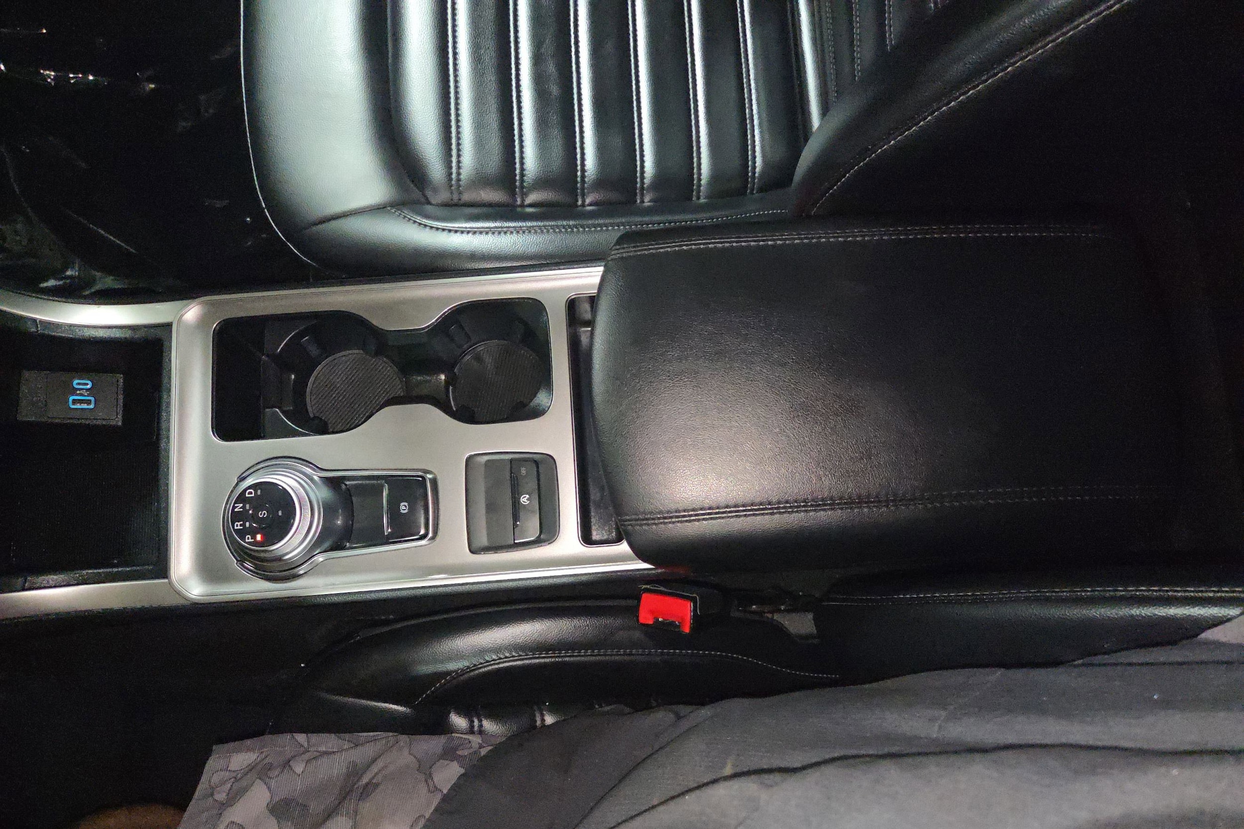 2024 Ford Edge SEL - Photo 12