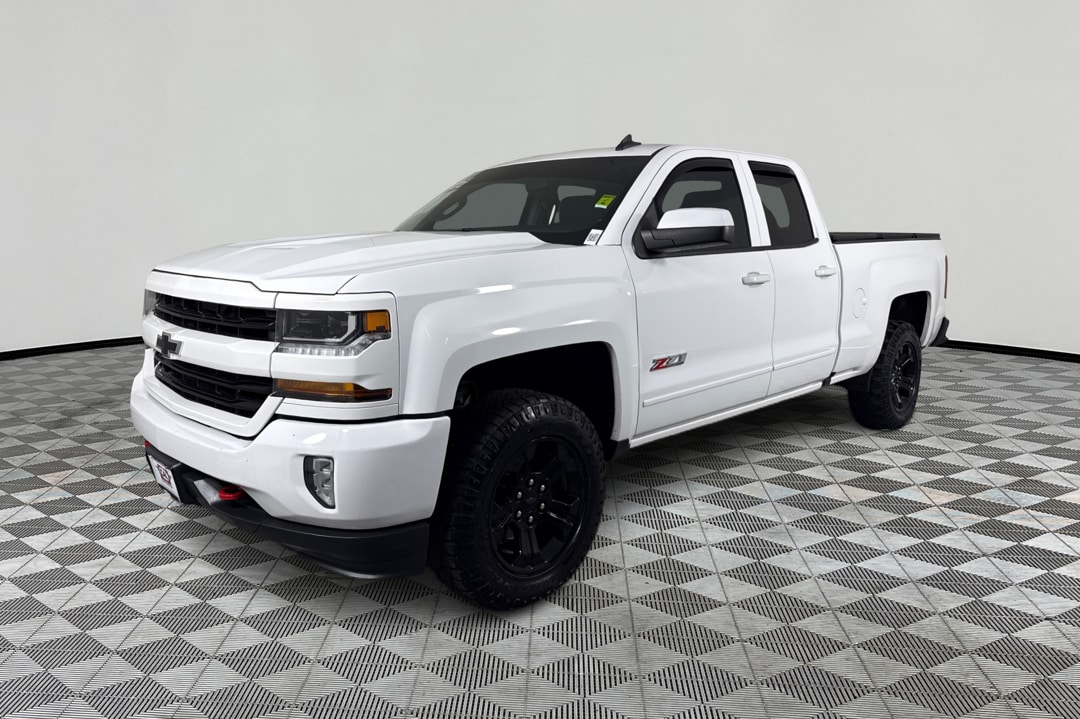 2019 Chevrolet Silverado 1500 LT Z71 4X4 Double Cab Std Box's photo