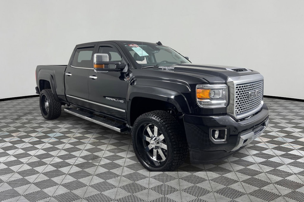 Used 2017 GMC Sierra 3500HD Denali Truck Crew Cab
